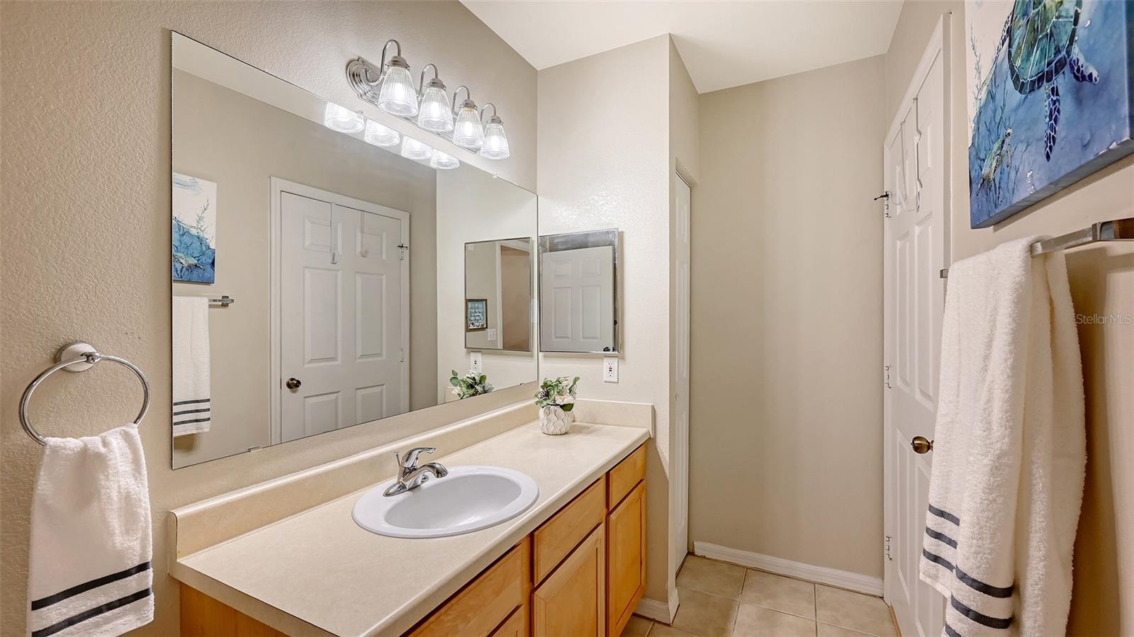 1195 VILLAGIO CIR #103
