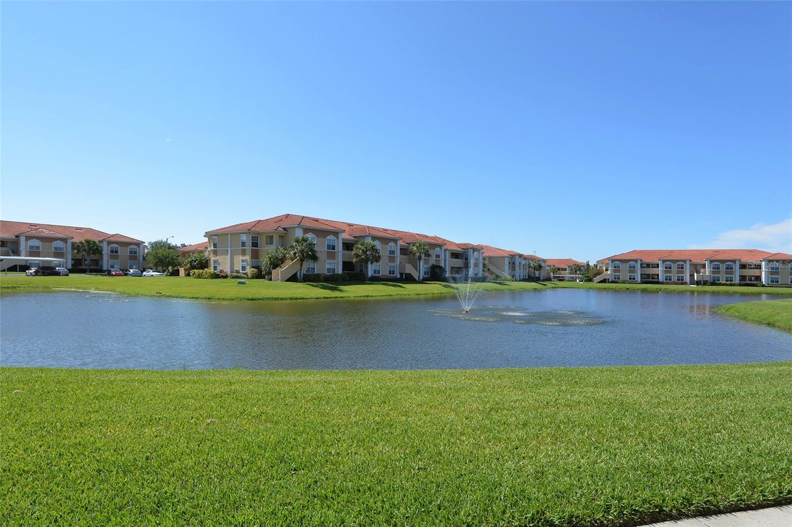 1195 VILLAGIO CIR #103