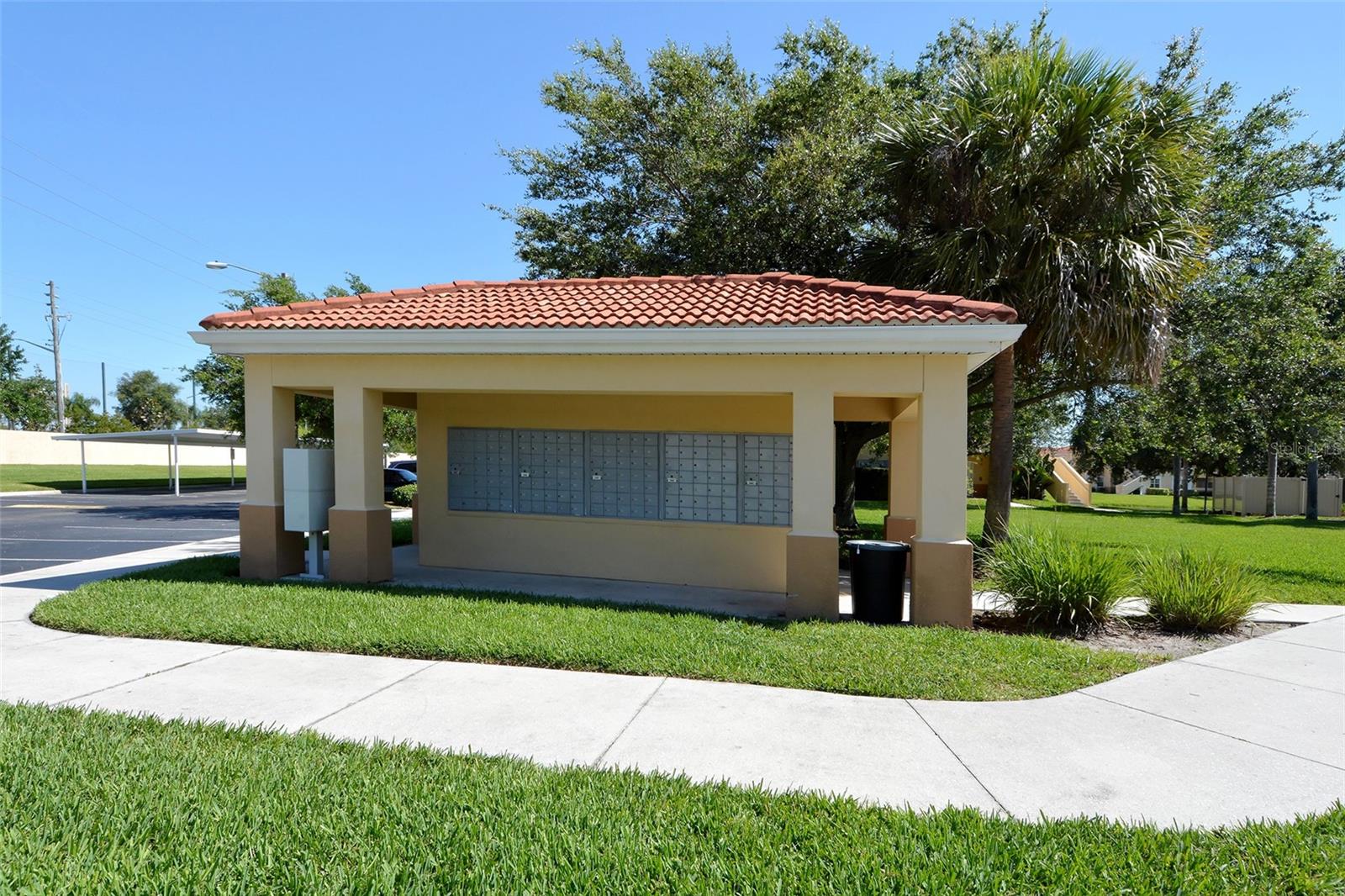 1195 VILLAGIO CIR #103