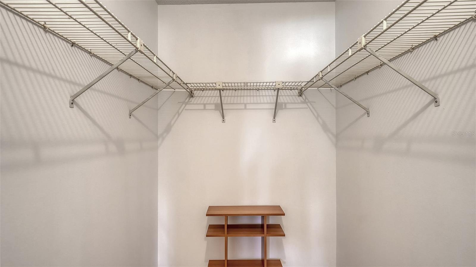 5785 GARDENS DR #5785