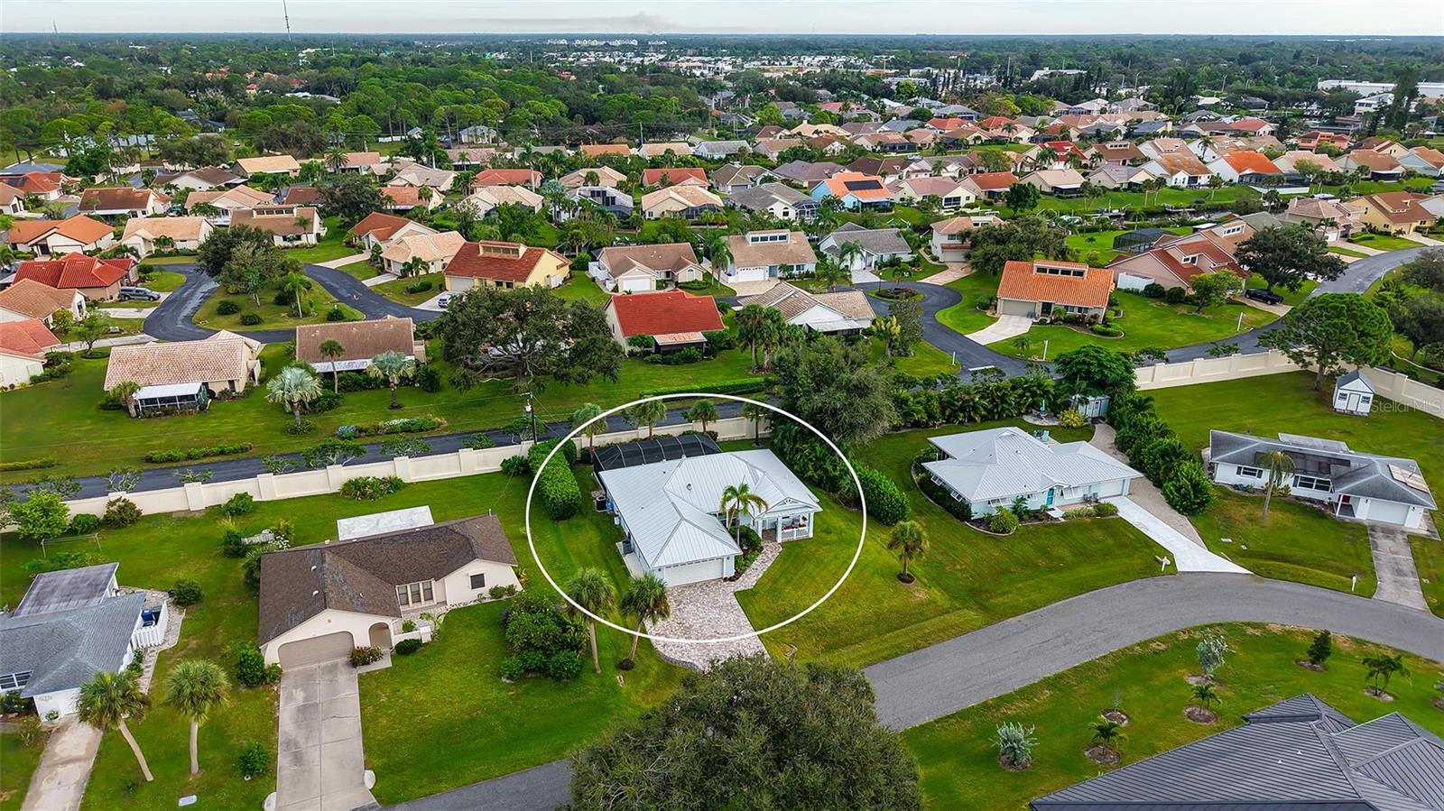 524 ACACIA LN