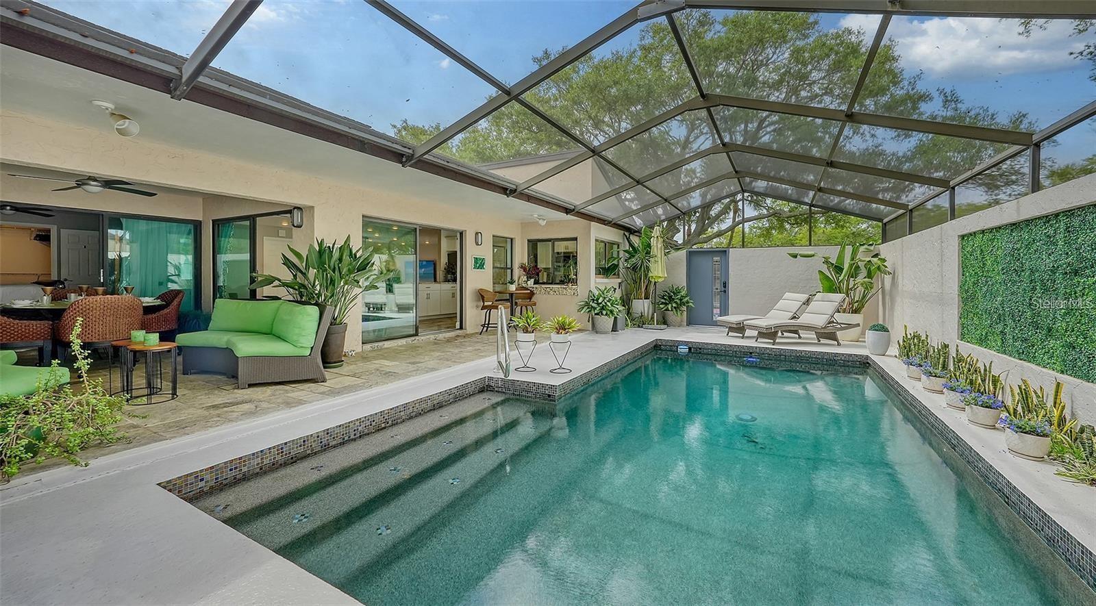 3842 GLEN OAKS MANOR DR