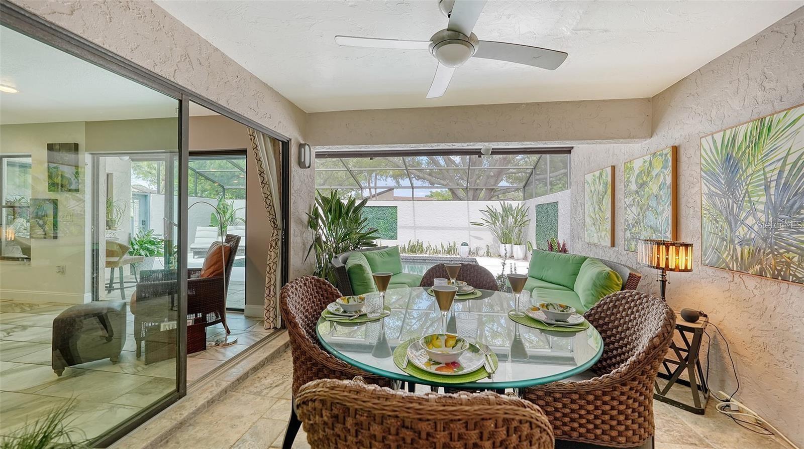 3842 GLEN OAKS MANOR DR