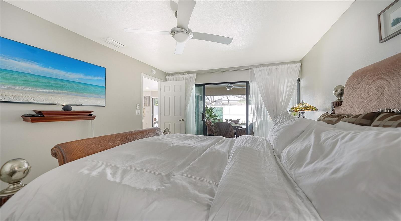 3842 GLEN OAKS MANOR DR