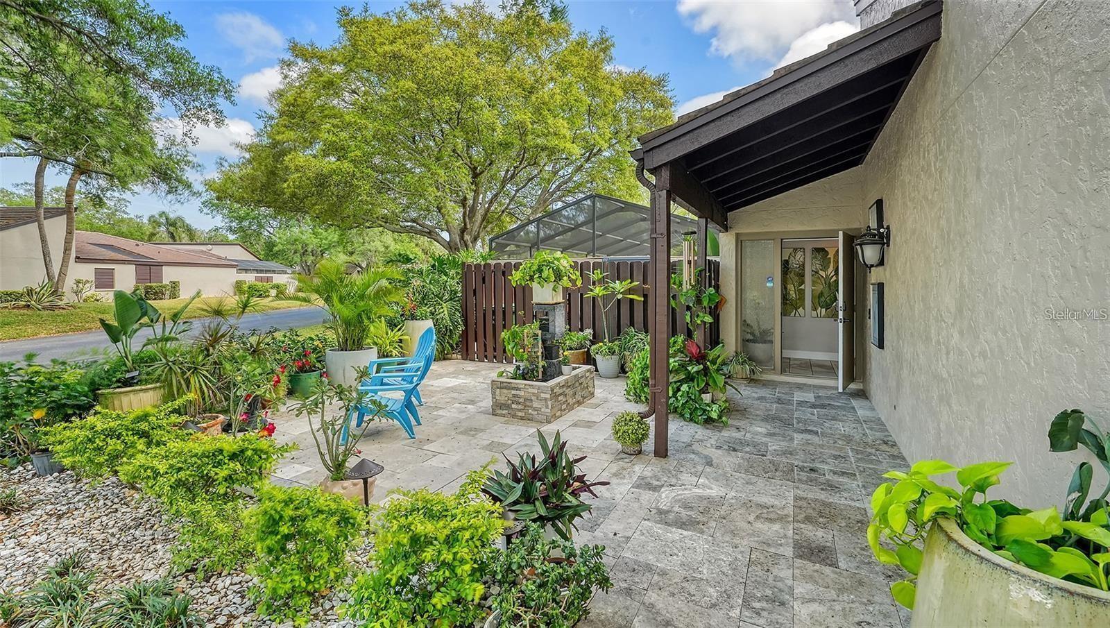 3842 GLEN OAKS MANOR DR