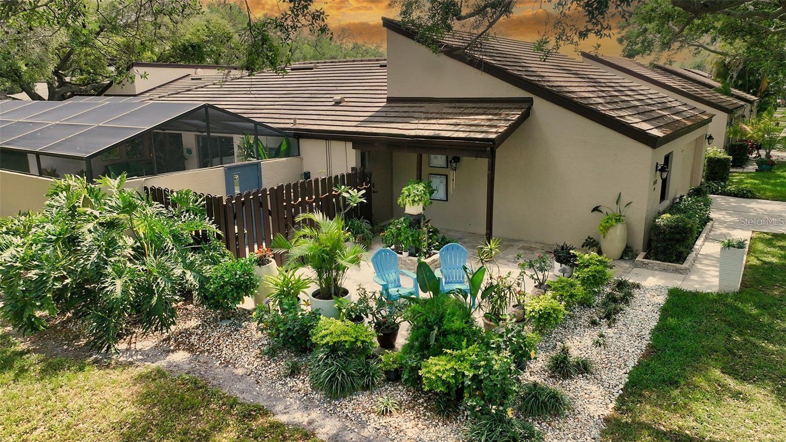 3842 GLEN OAKS MANOR DR