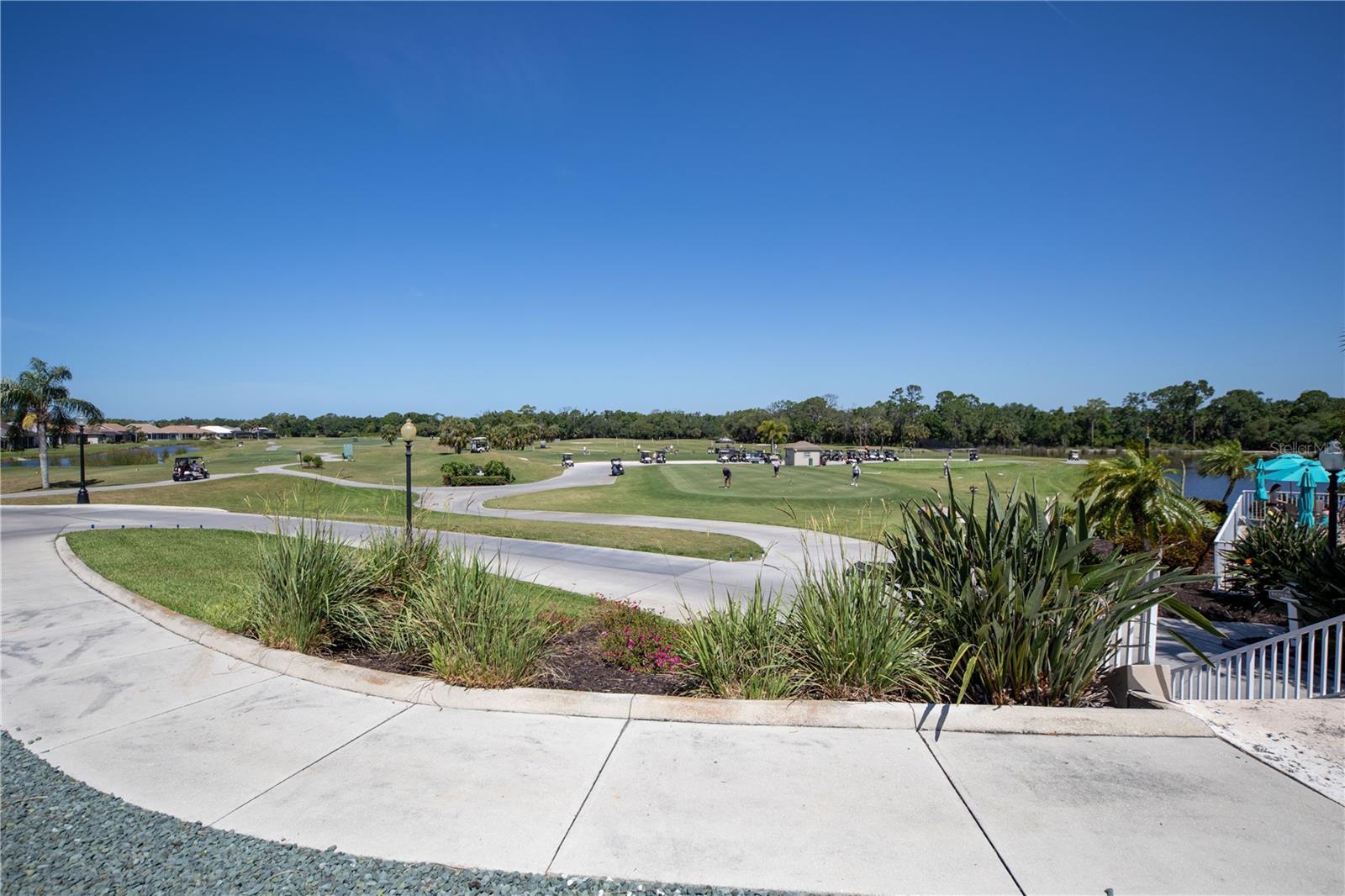 651 BACK NINE DR