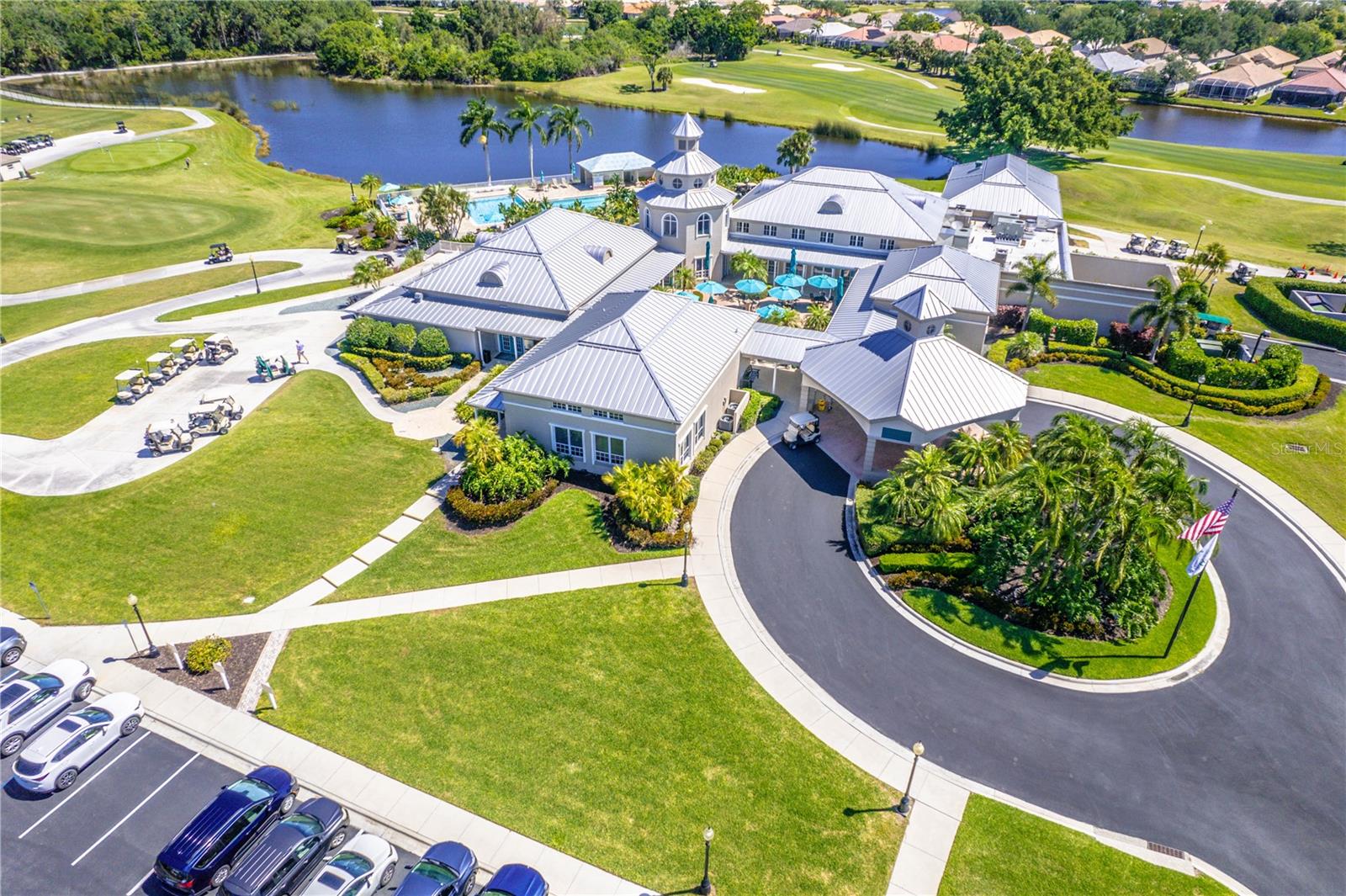 651 BACK NINE DR