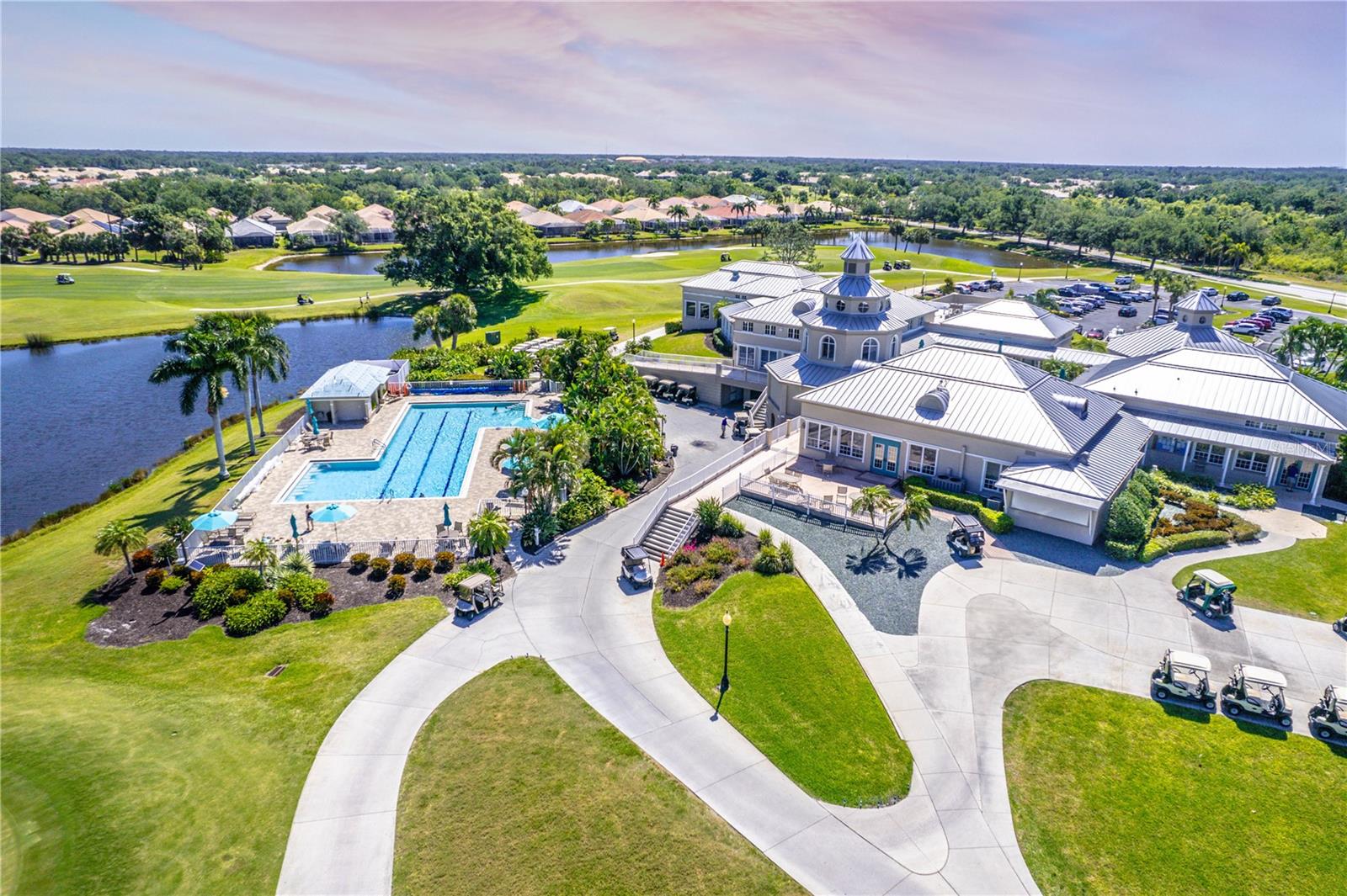 651 BACK NINE DR