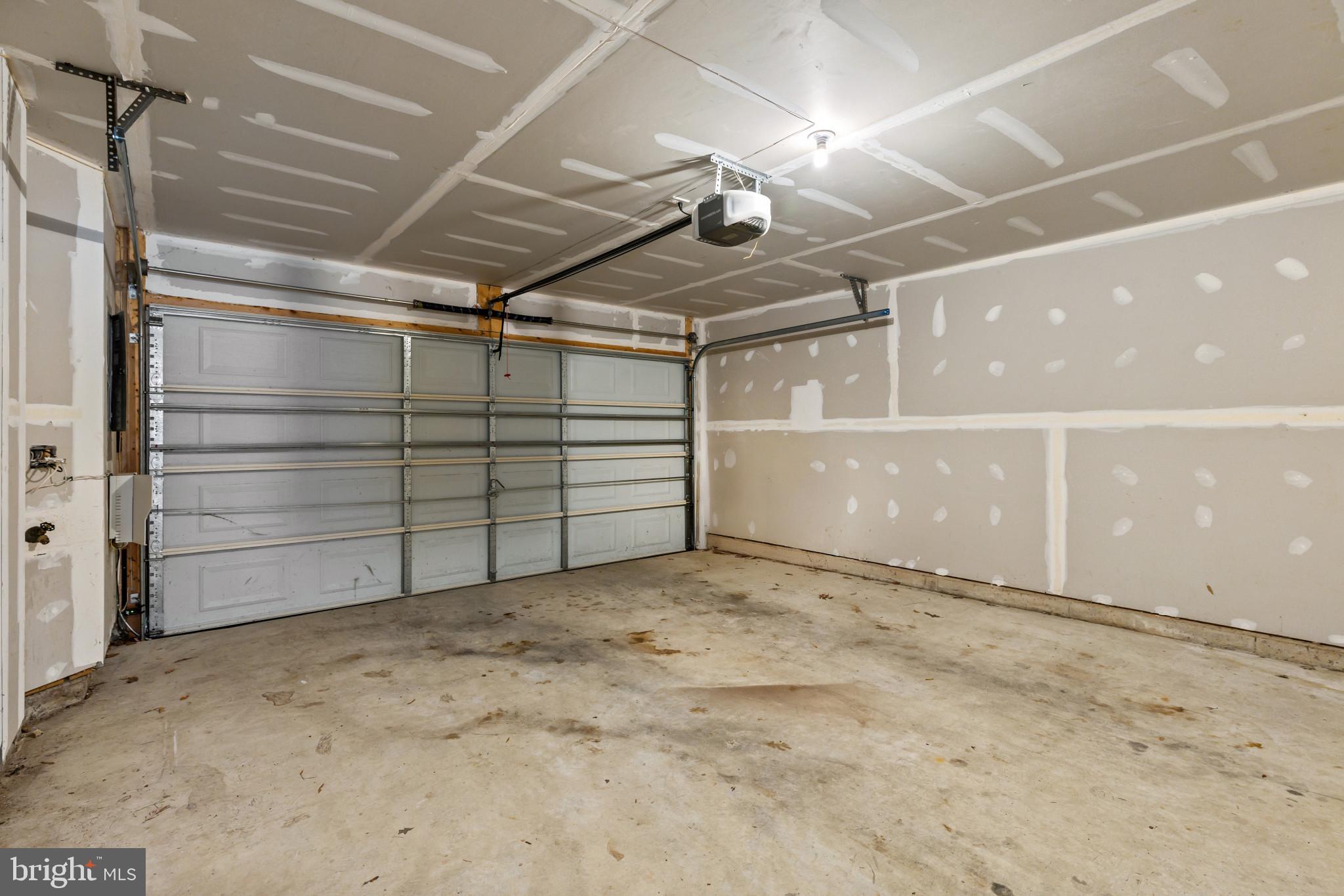 7544 STONEHOUSE RUN DRIVE