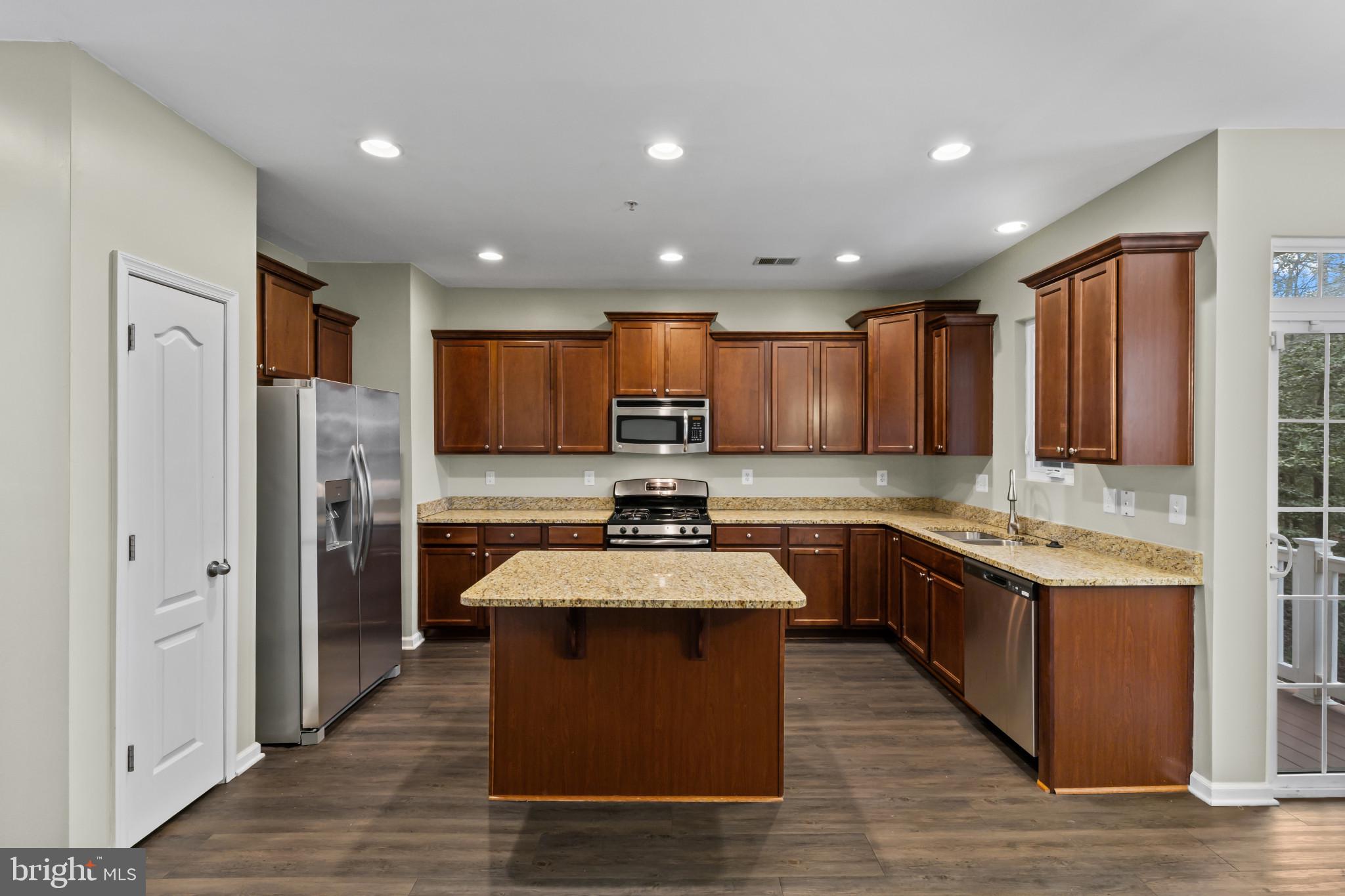 7544 STONEHOUSE RUN DRIVE