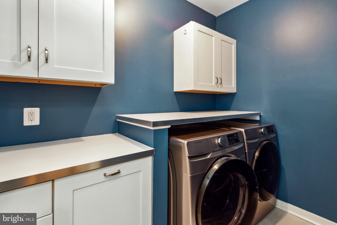 2319 E Fairmount Avenue E