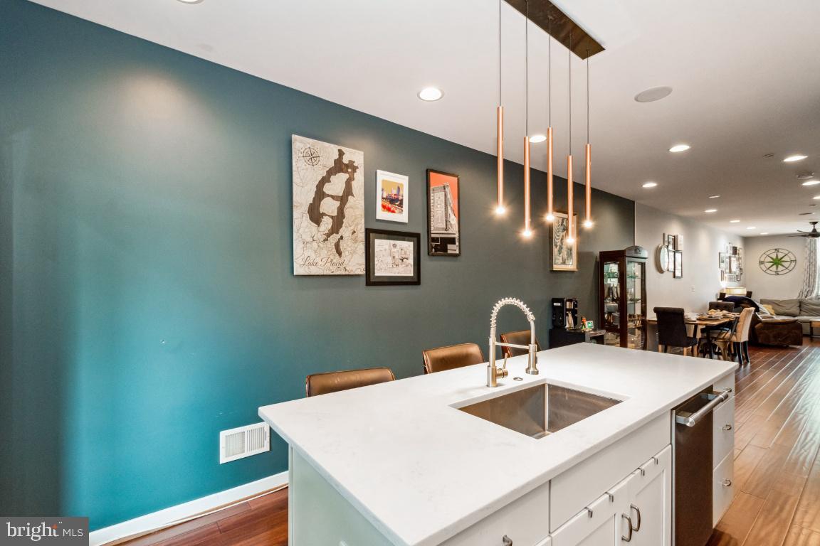 2319 E Fairmount Avenue E