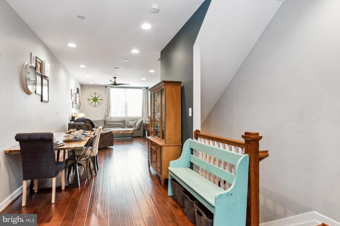 2319 E Fairmount Avenue E