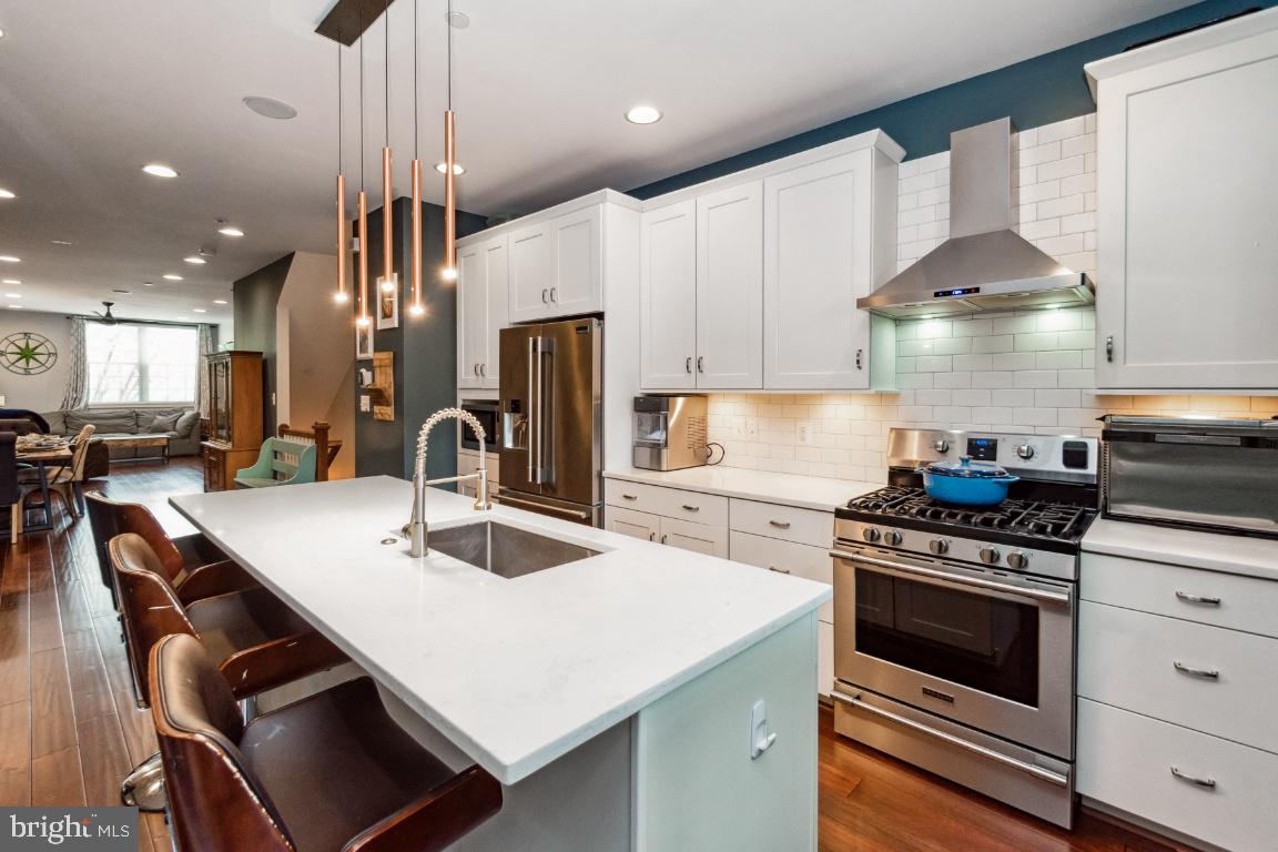 2319 E Fairmount Avenue E