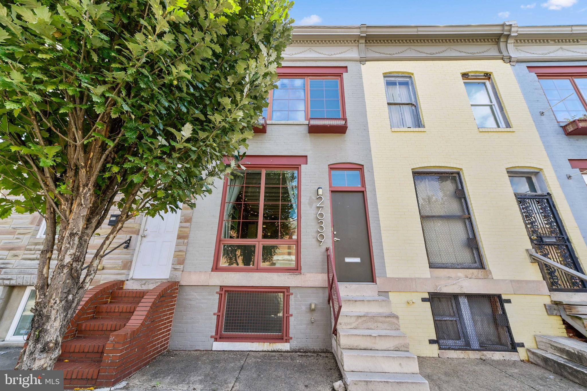 2639 N Howard Street N