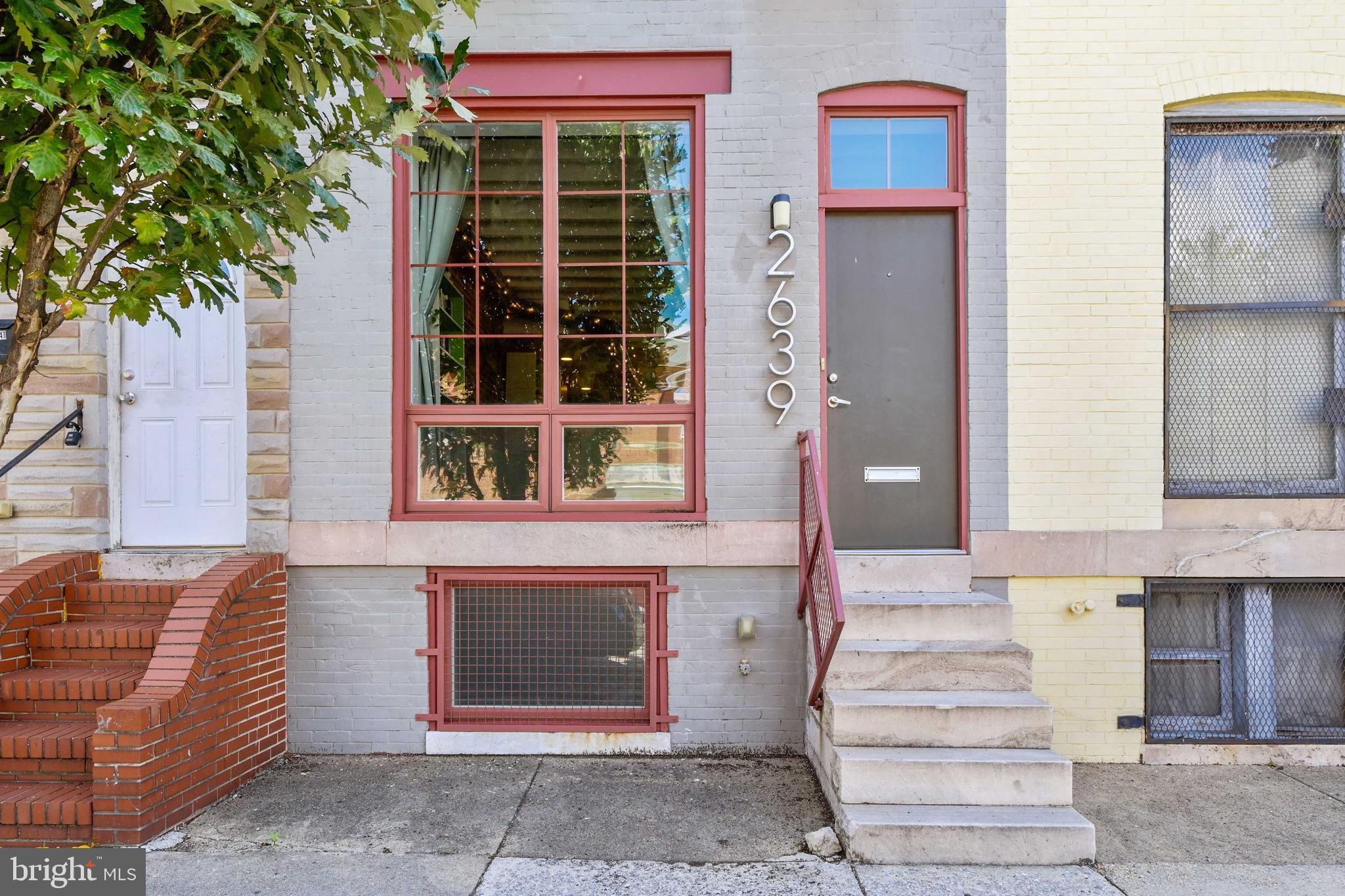 2639 N Howard Street N