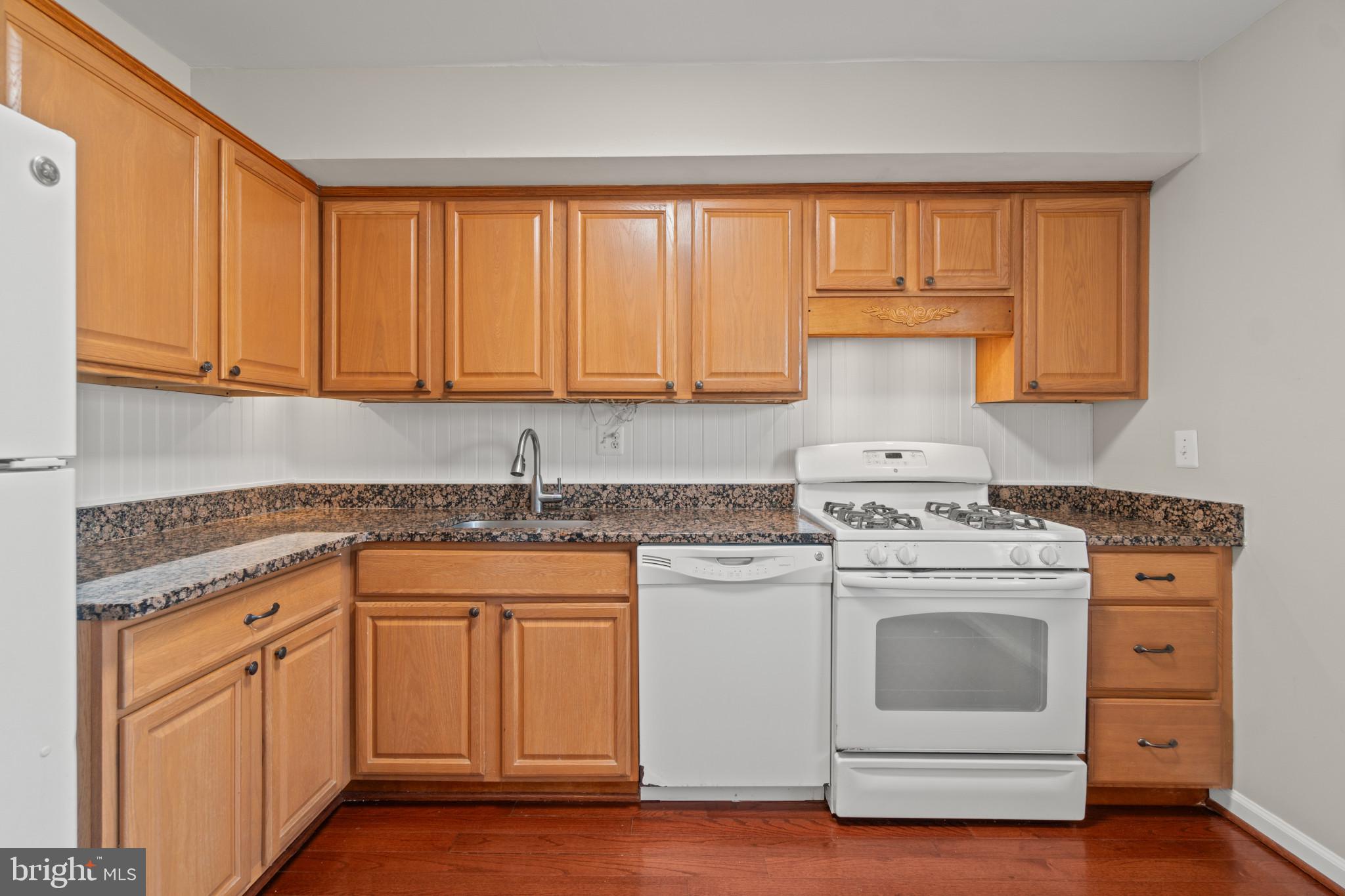 341 Homeland Southway Unit: 3A