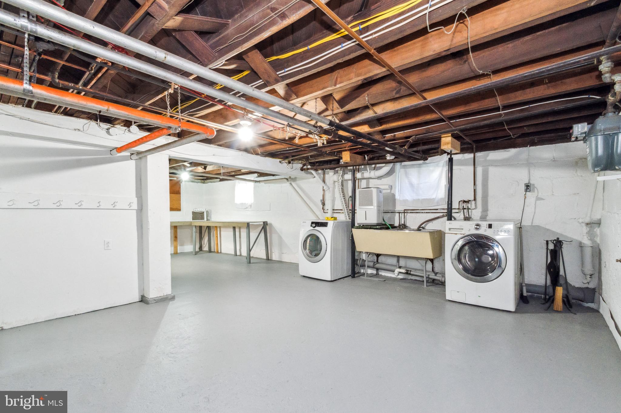 604 Saint Dunstans Rd