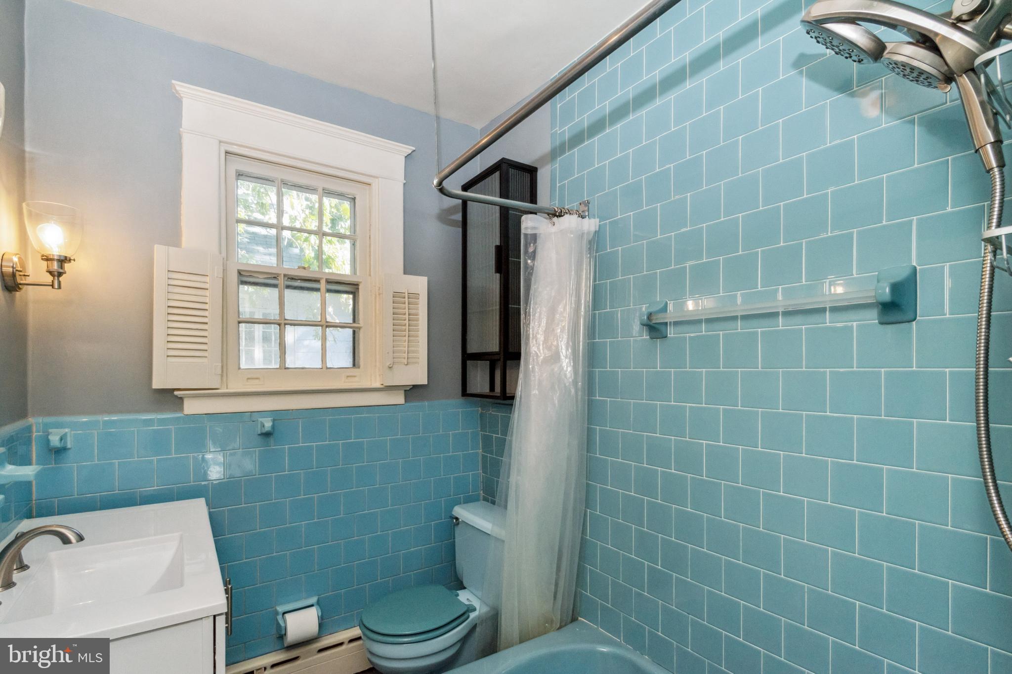 604 Saint Dunstans Rd