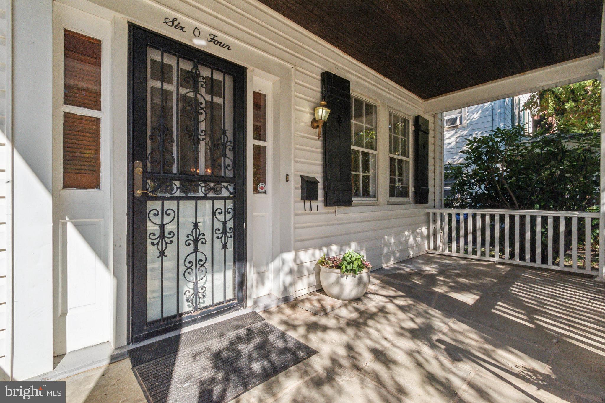 604 Saint Dunstans Rd