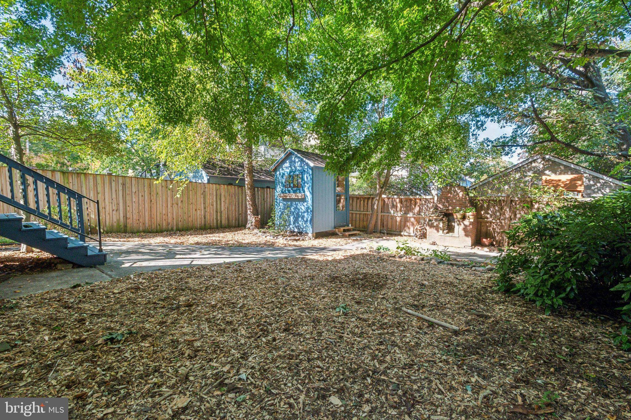 604 Saint Dunstans Rd