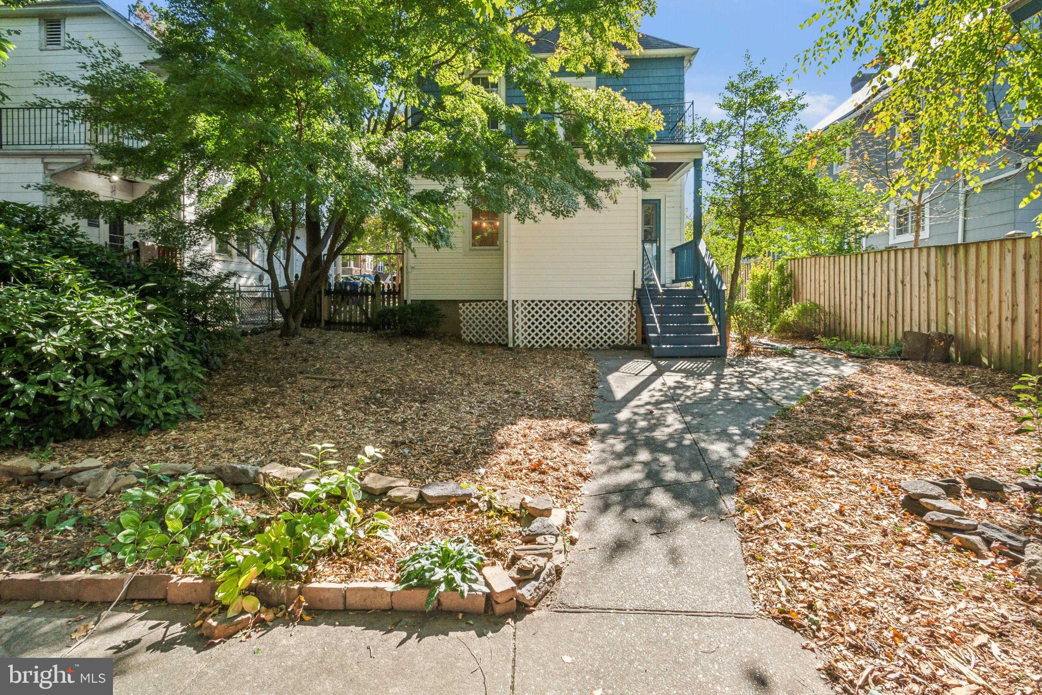 604 Saint Dunstans Rd