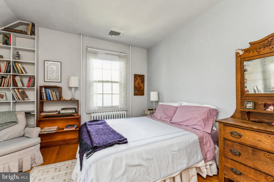 1807 Kenway Rd
