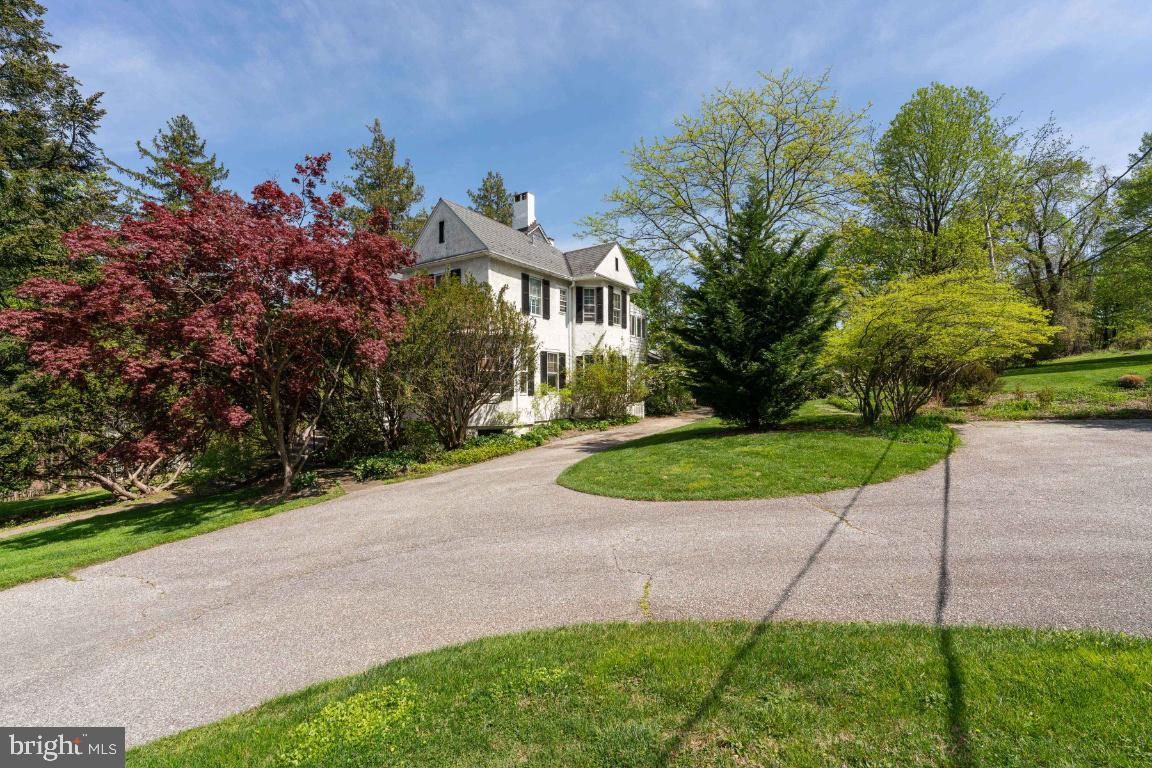1807 Kenway Rd