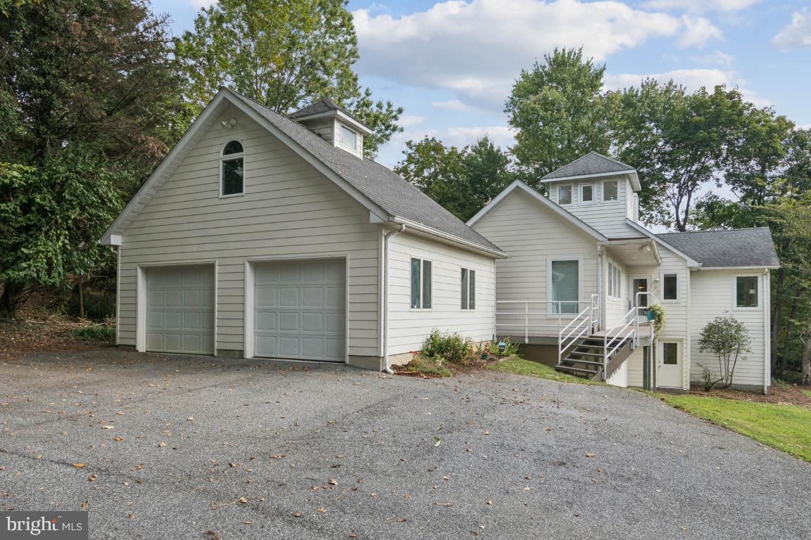 2102 SOUTH ROAD