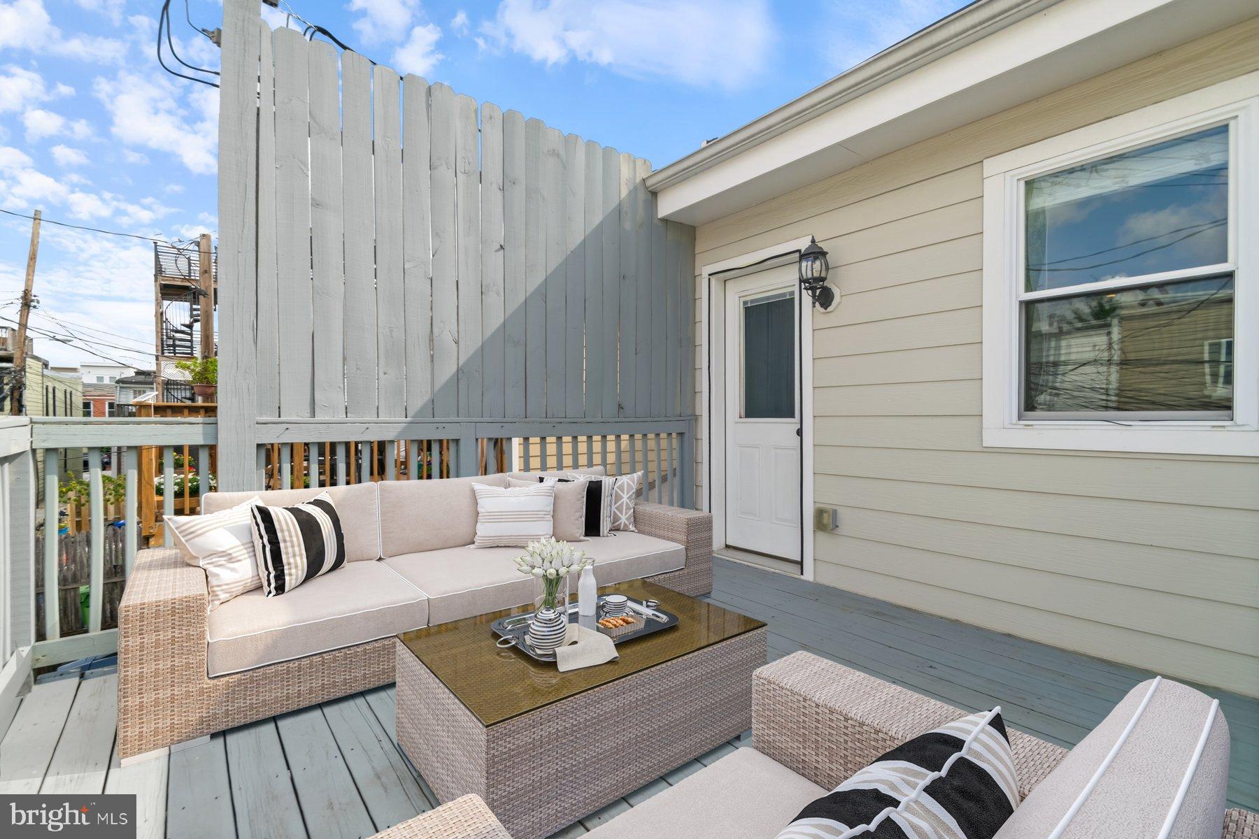 1614 CLARKSON STREET