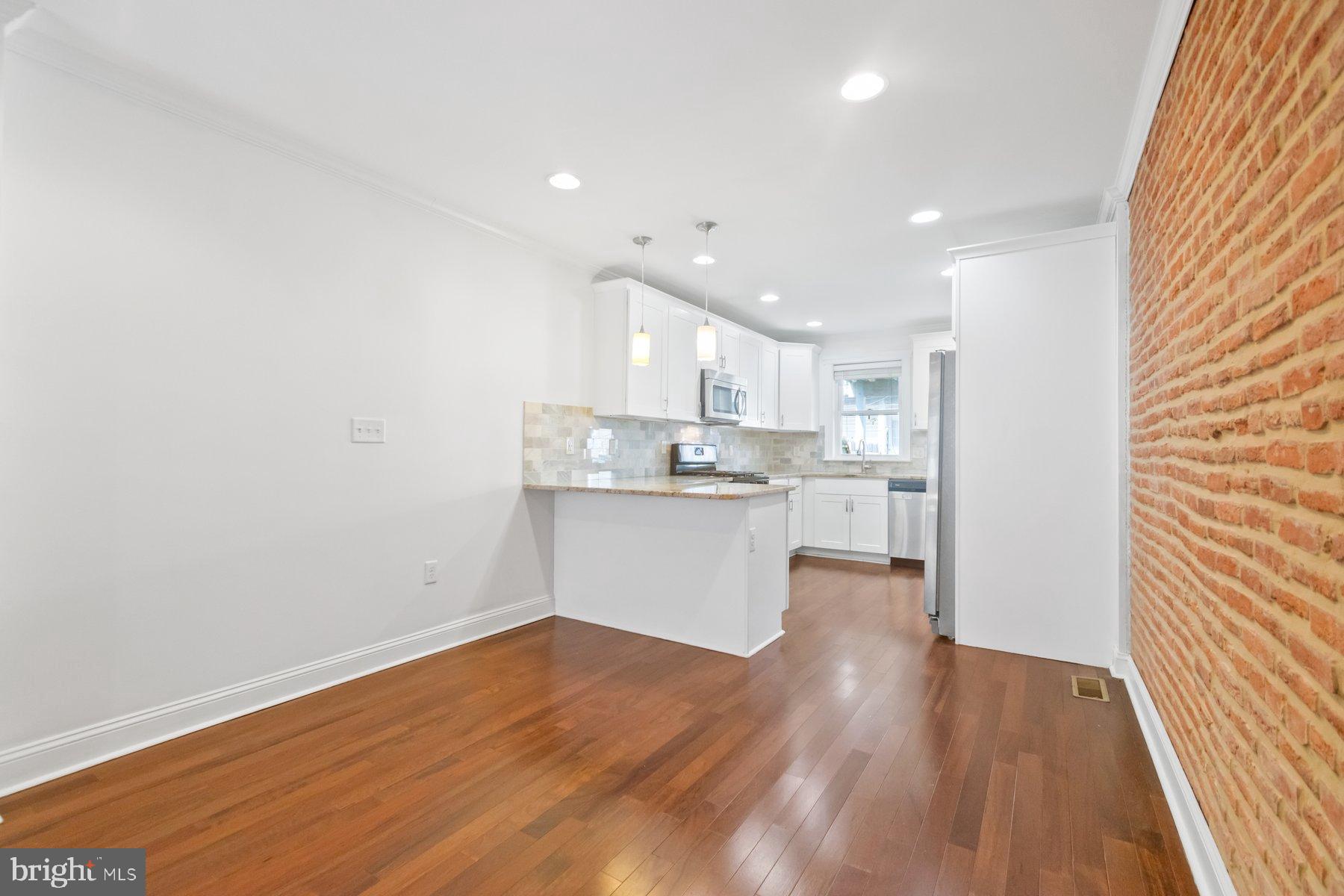 1614 CLARKSON STREET