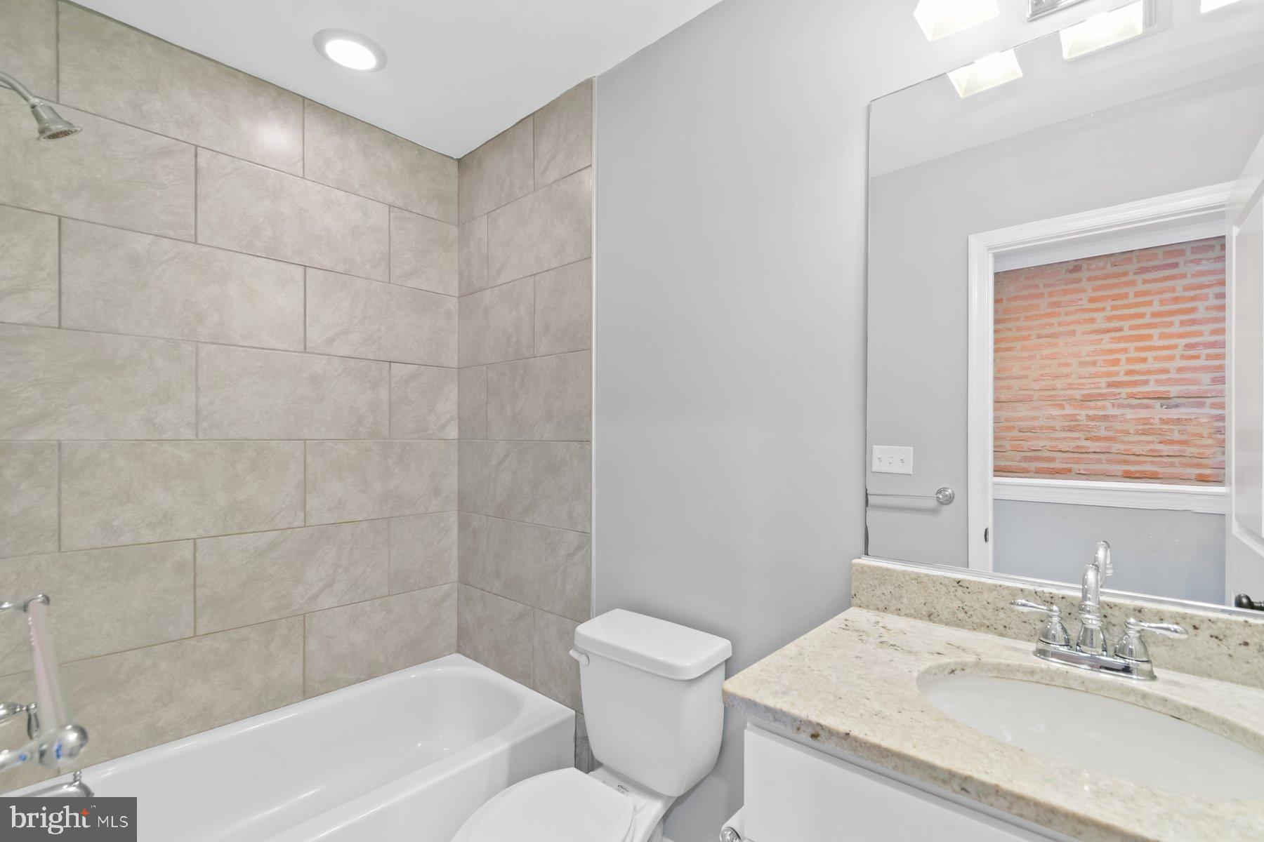 1614 CLARKSON STREET