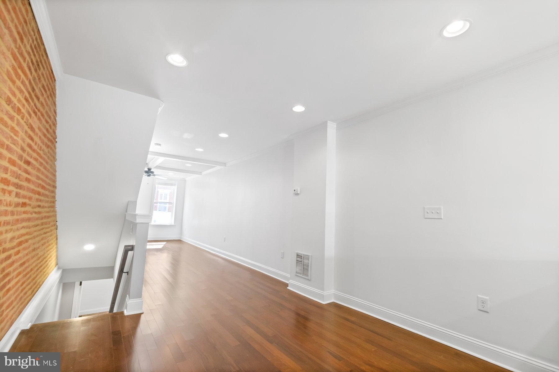 1614 CLARKSON STREET