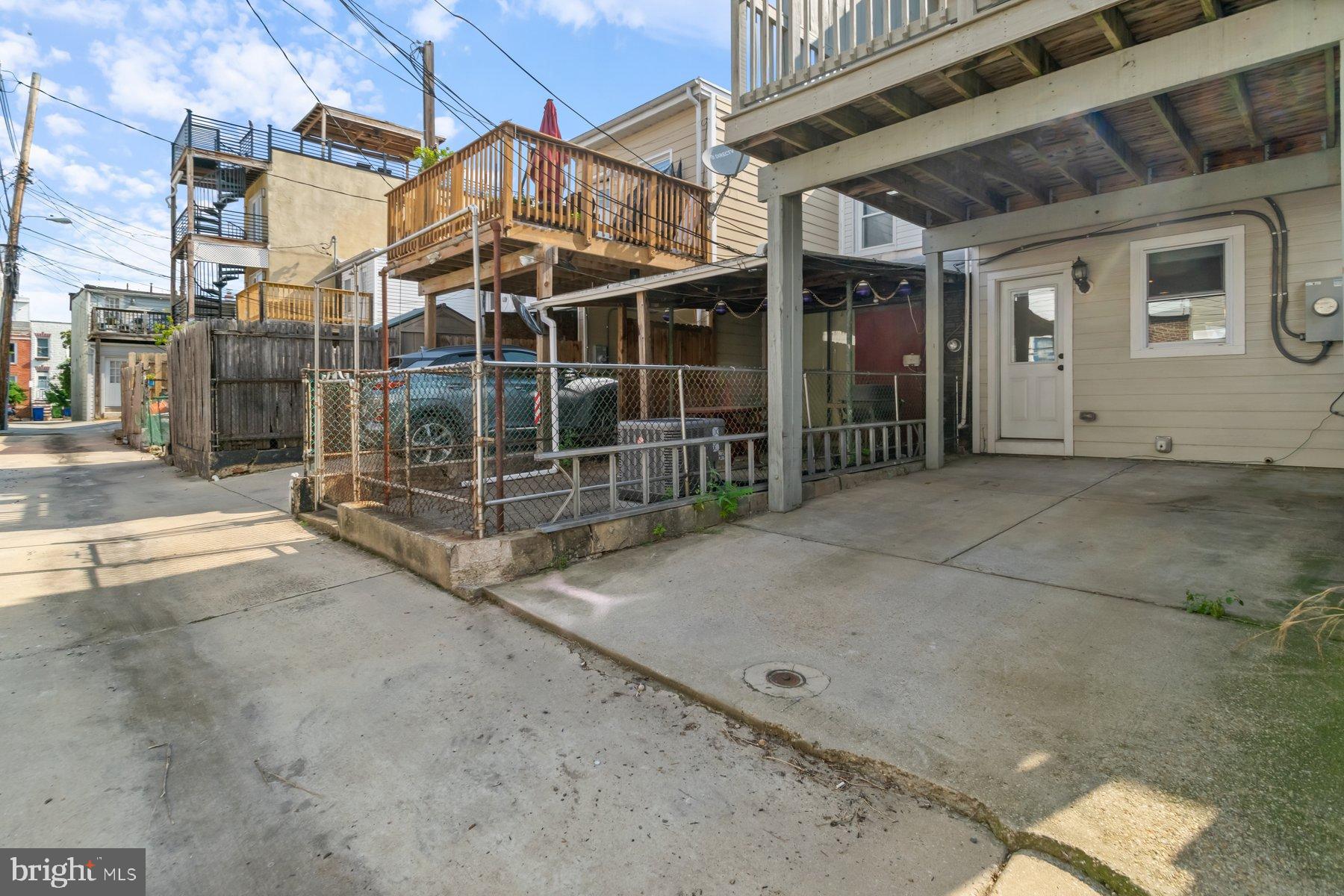 1614 CLARKSON STREET