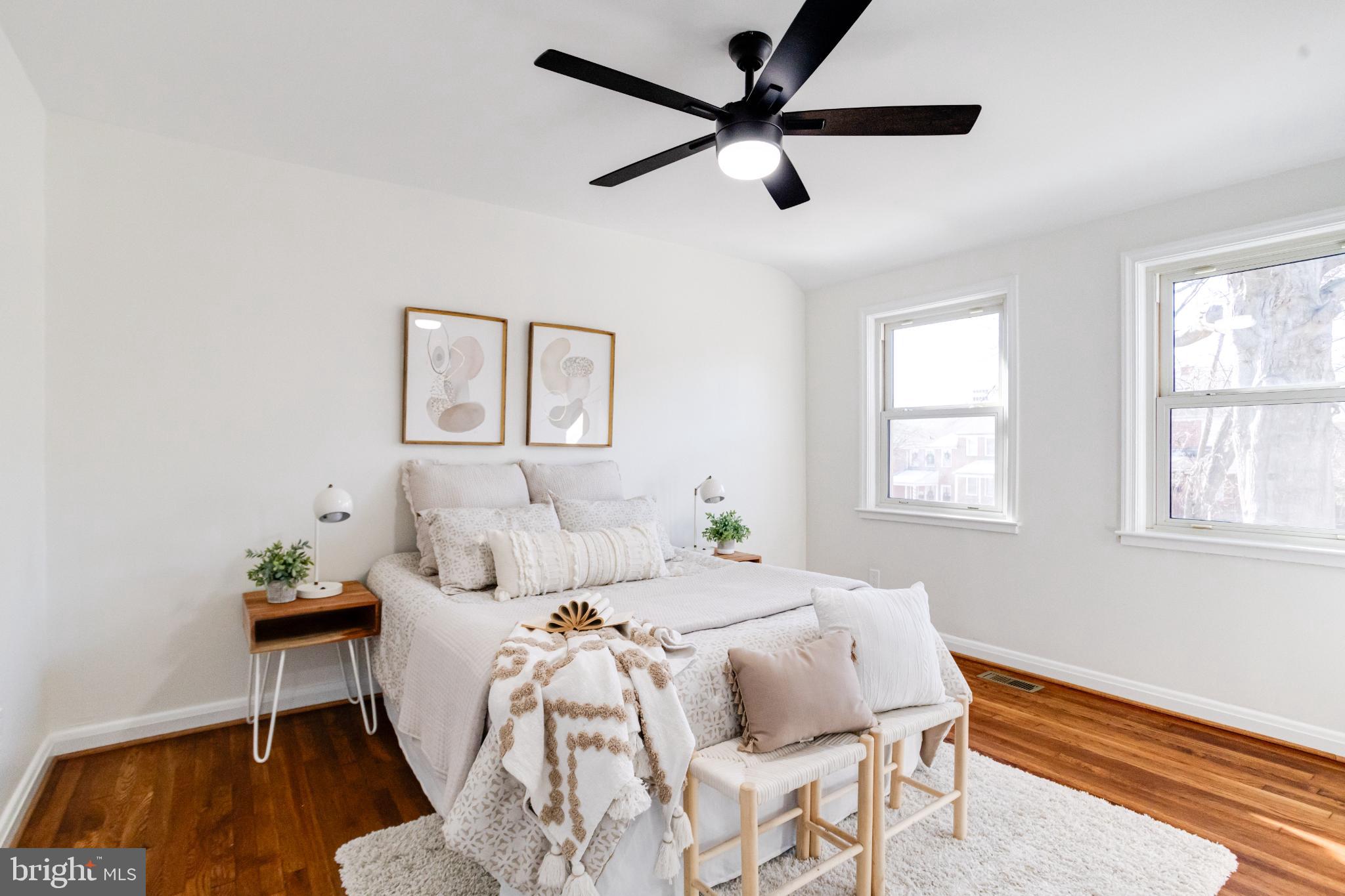 1524 RAMBLEWOOD ROAD