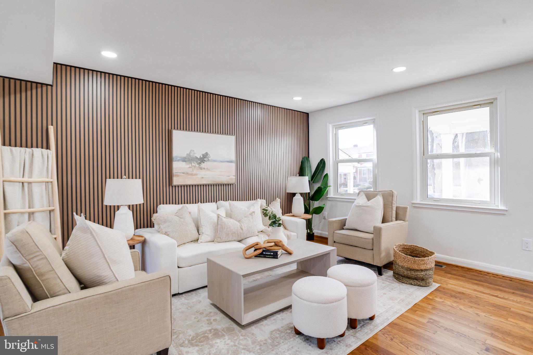 1524 RAMBLEWOOD ROAD