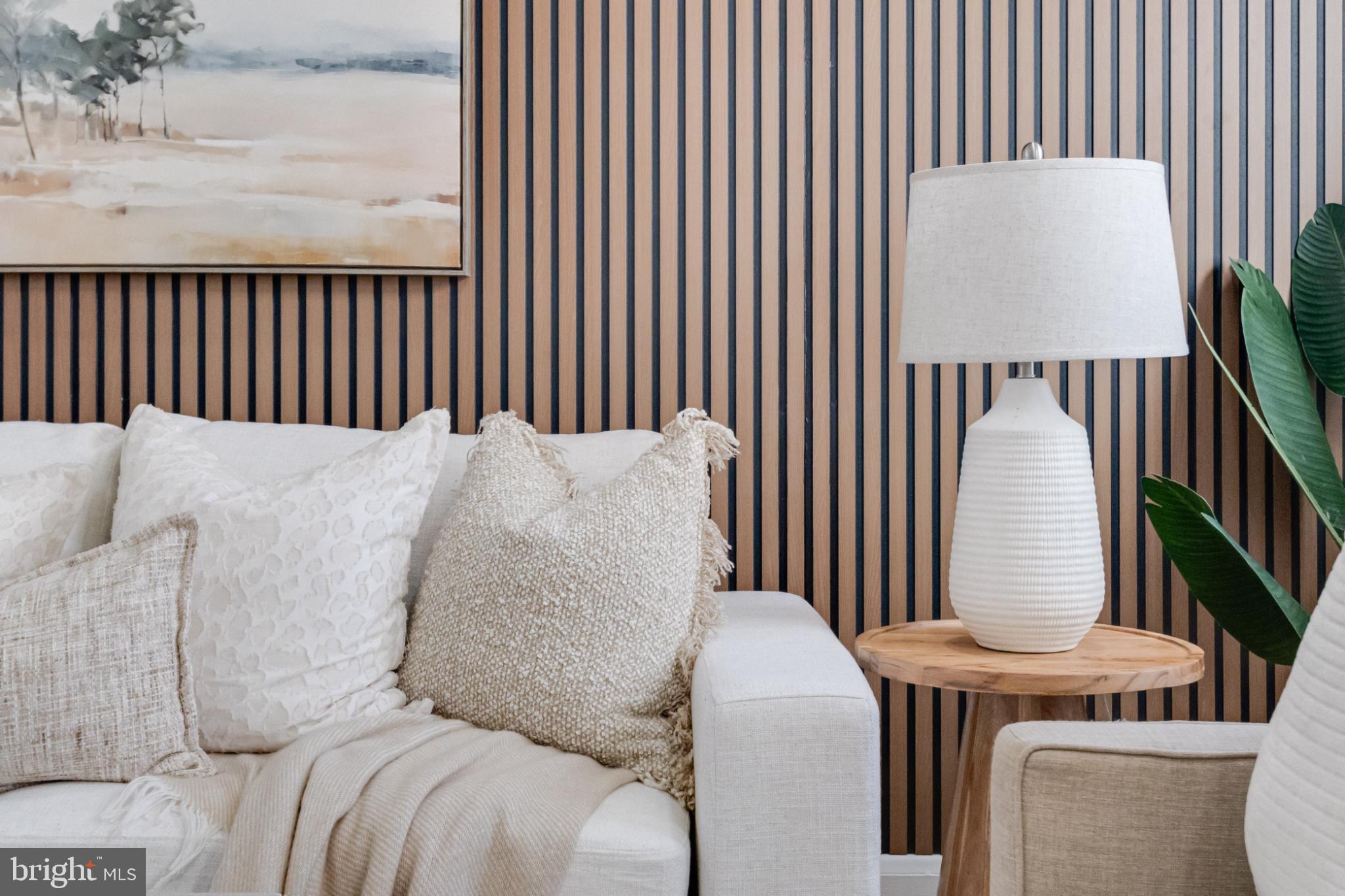 1524 RAMBLEWOOD ROAD