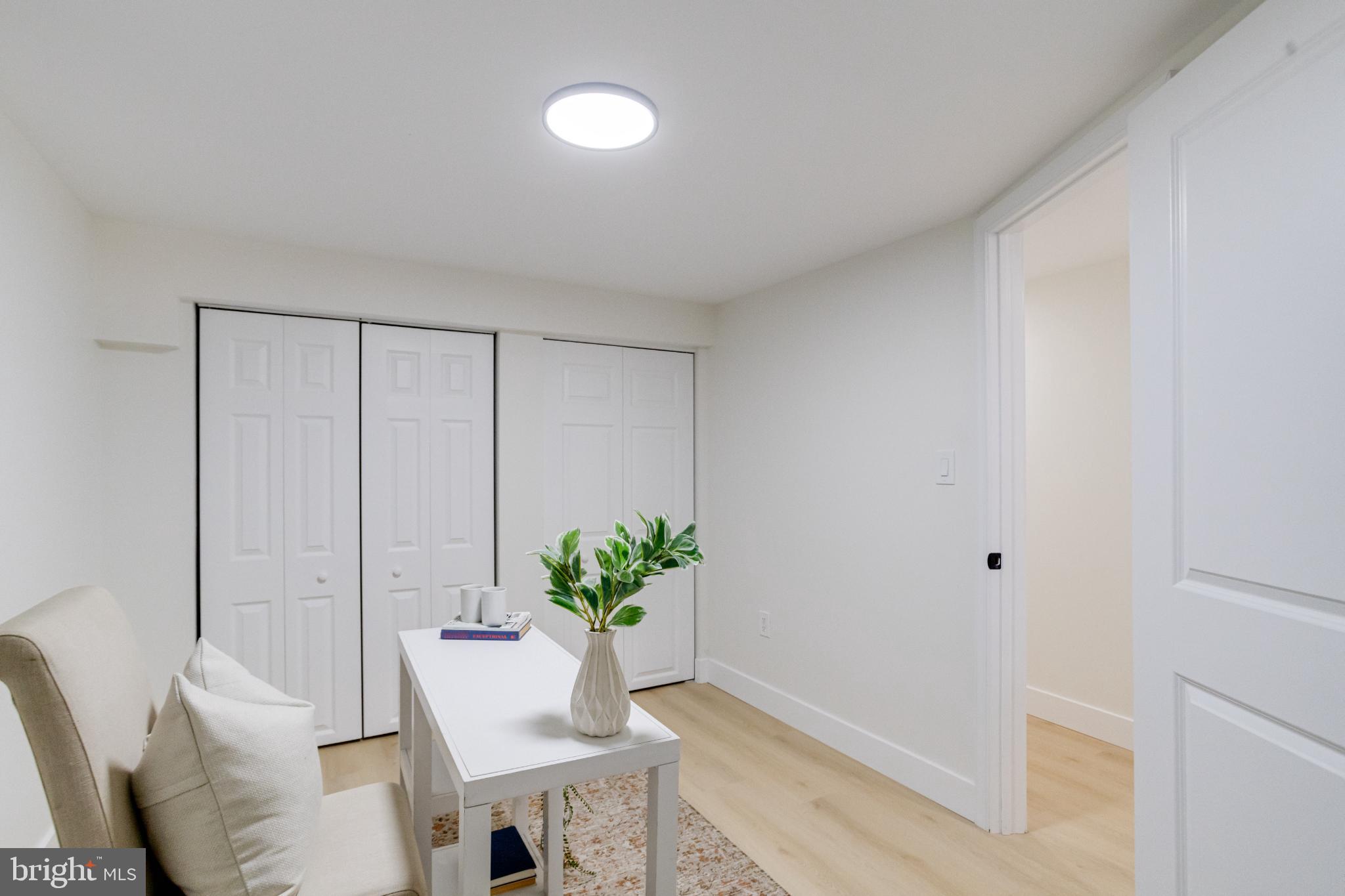 1524 RAMBLEWOOD ROAD