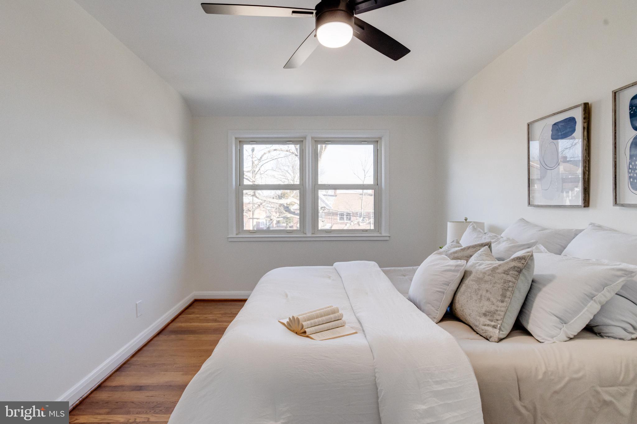 1524 RAMBLEWOOD ROAD