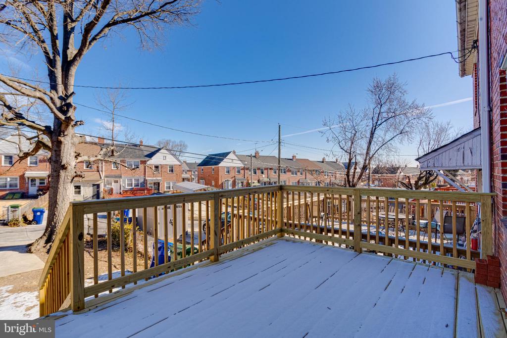 1524 RAMBLEWOOD ROAD