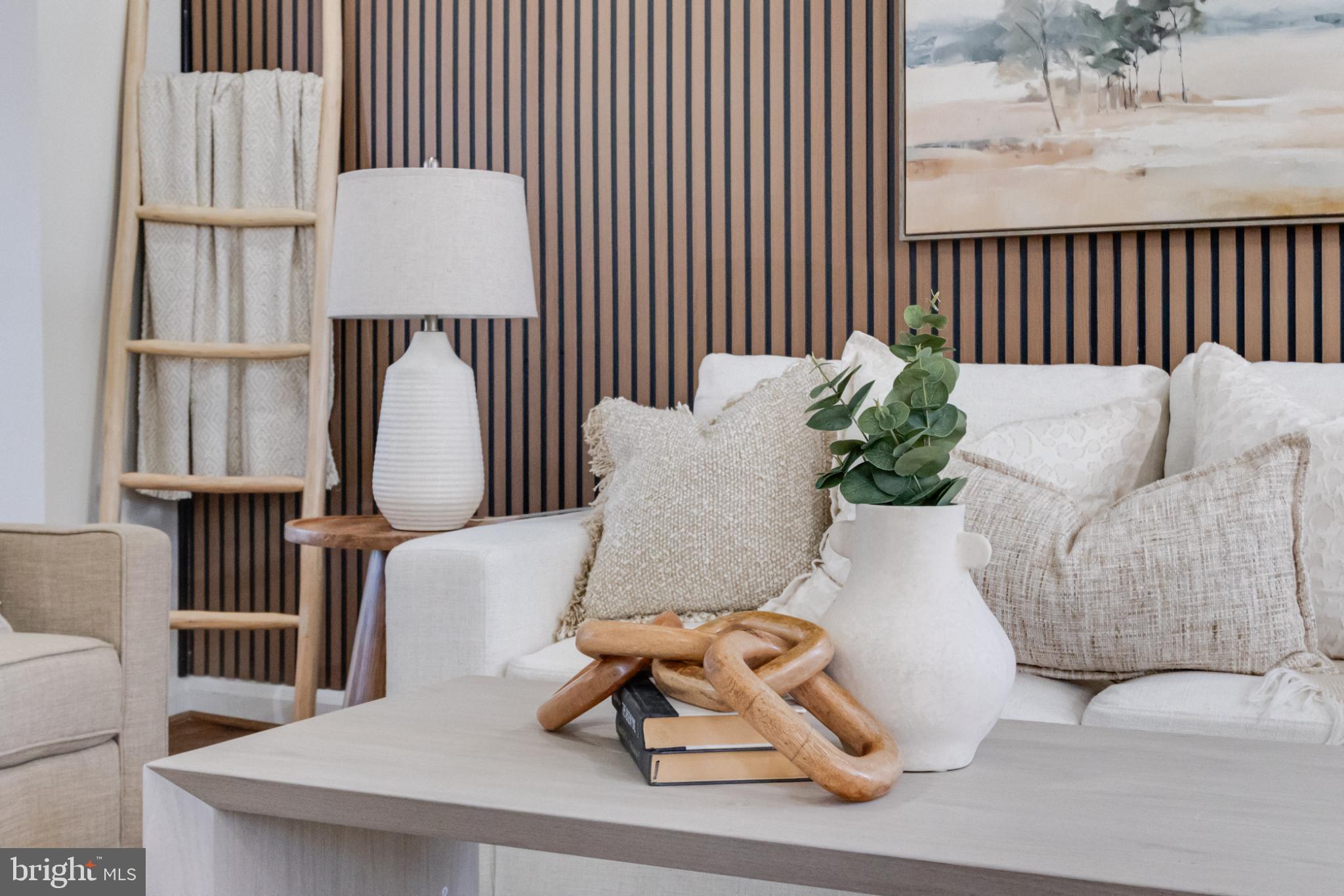 1524 RAMBLEWOOD ROAD