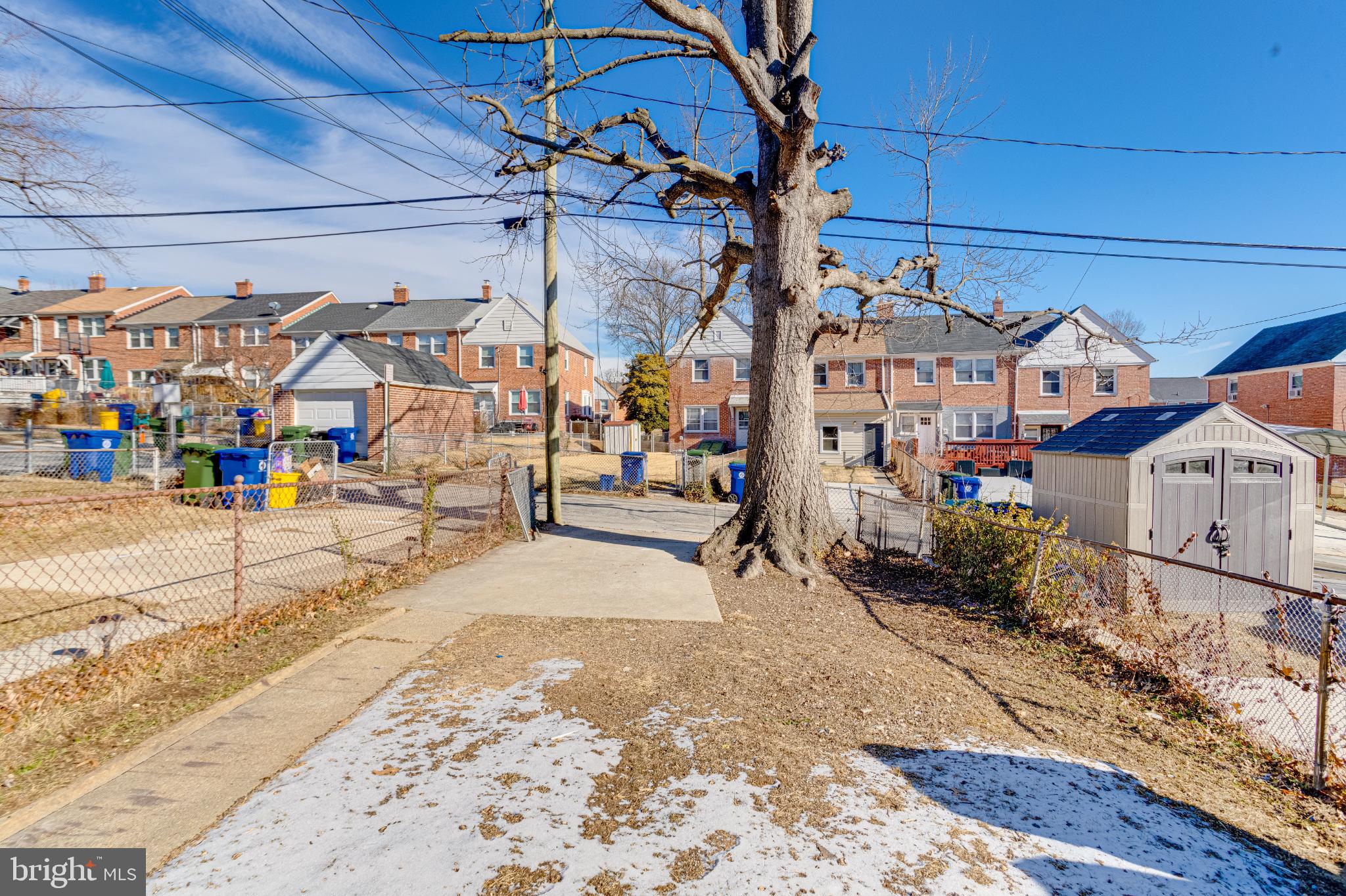 1524 RAMBLEWOOD ROAD