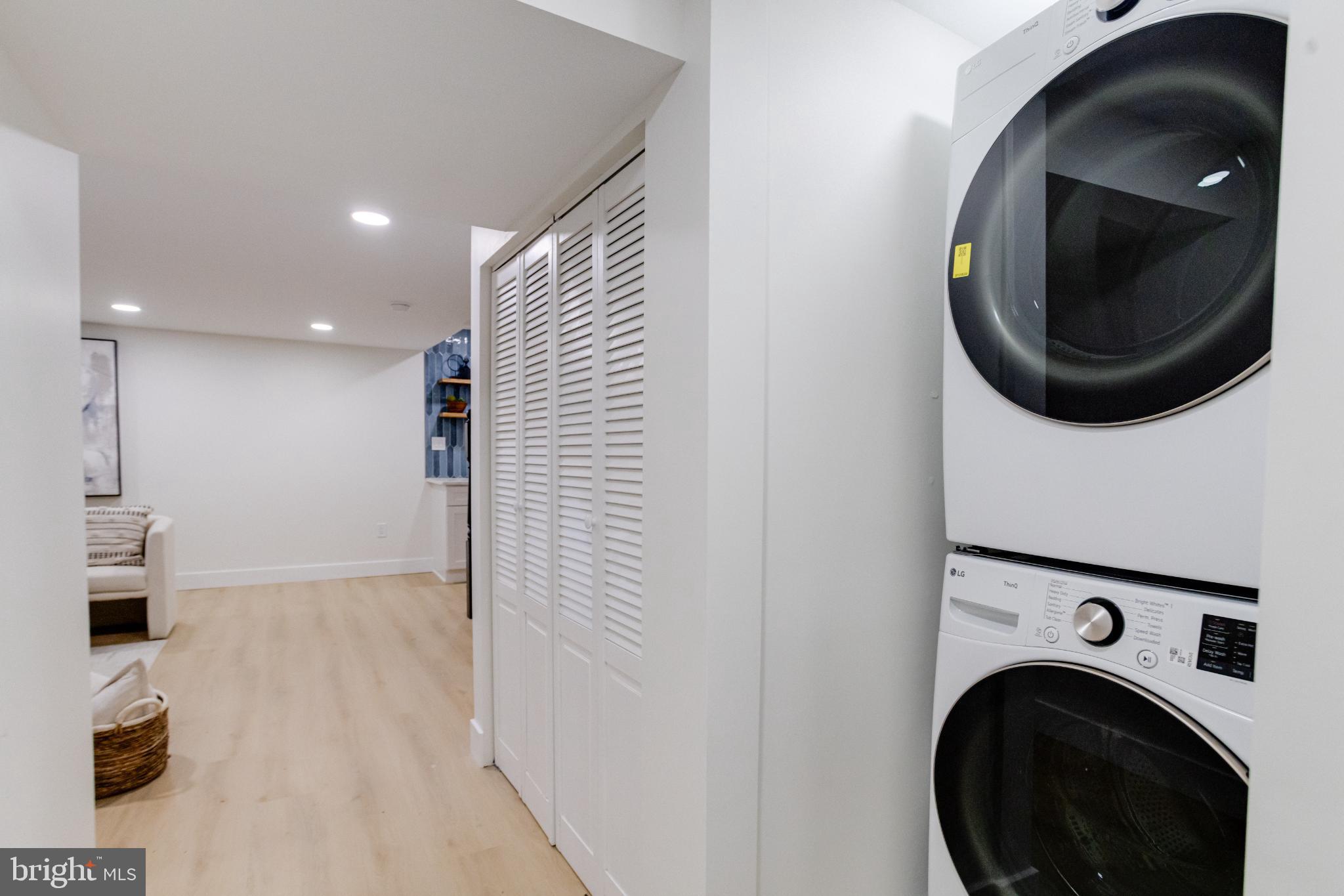 1524 RAMBLEWOOD ROAD