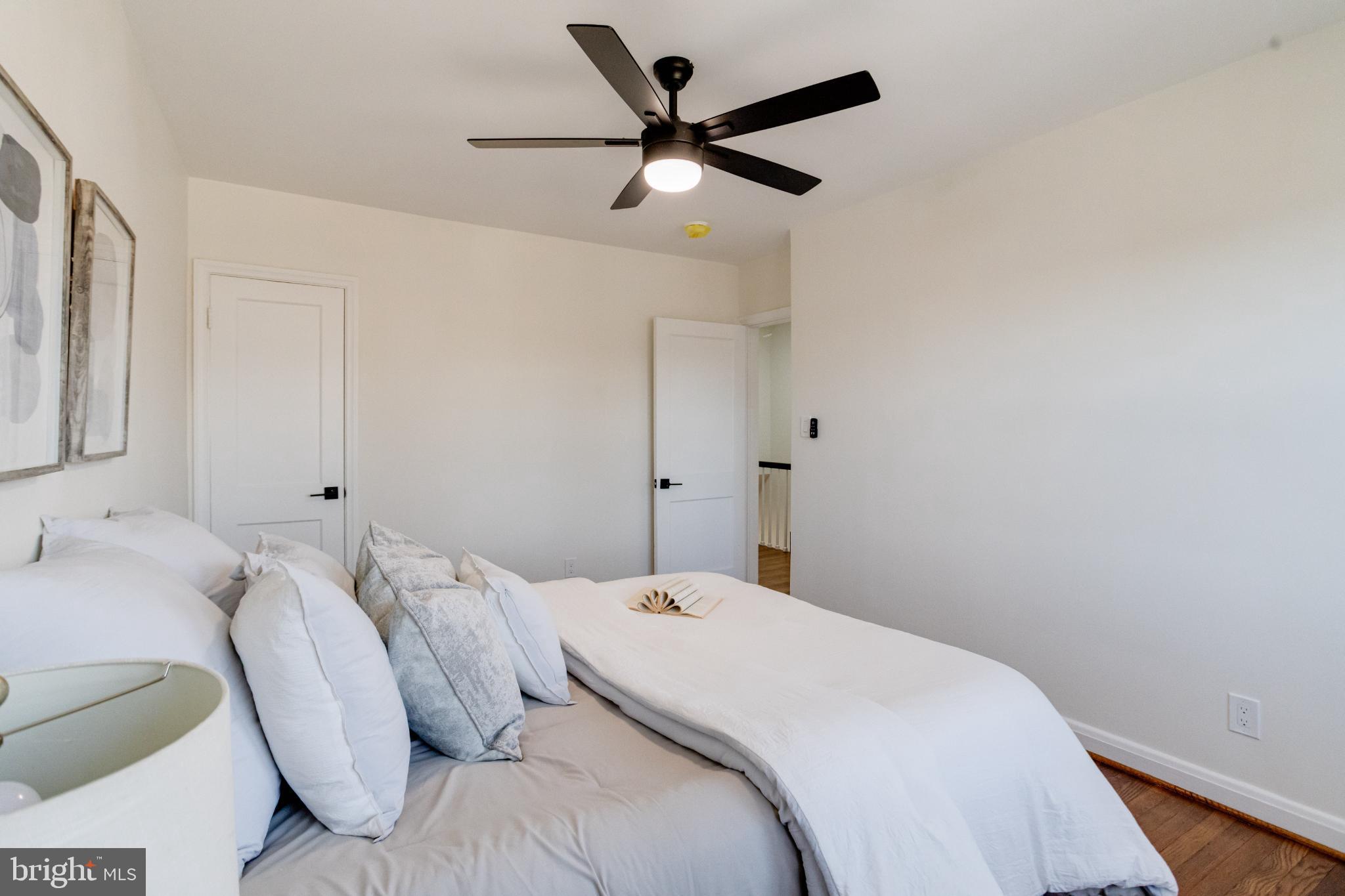 1524 RAMBLEWOOD ROAD