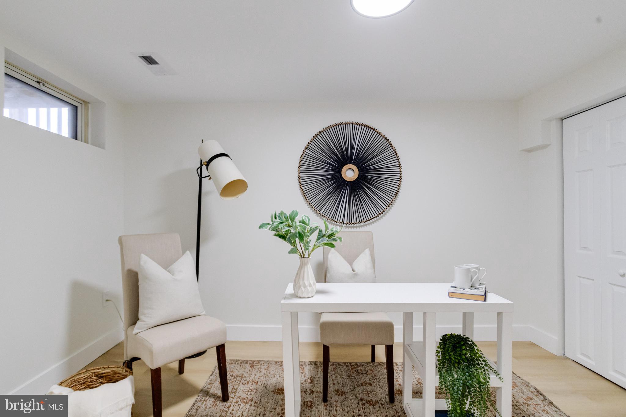 1524 RAMBLEWOOD ROAD