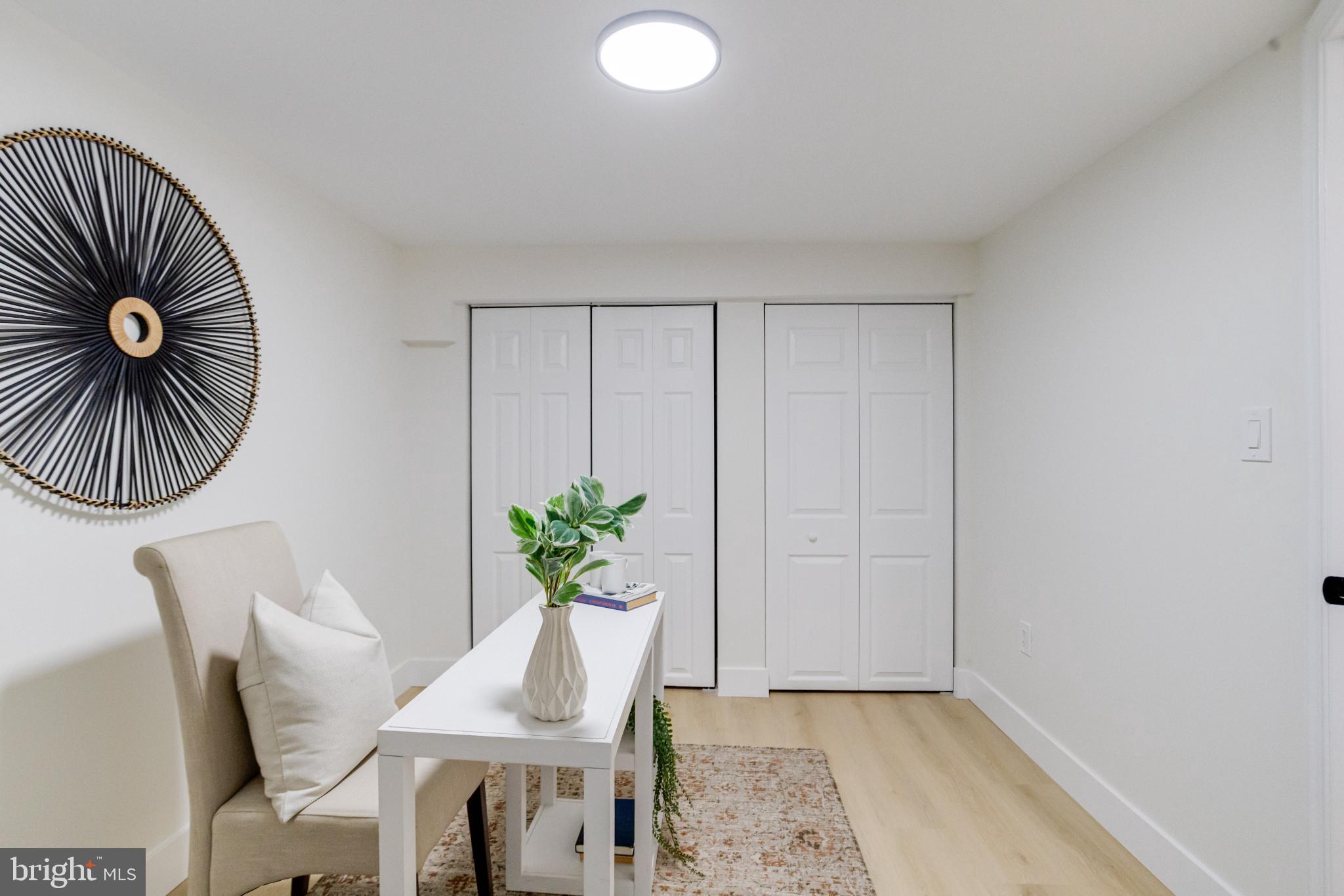 1524 RAMBLEWOOD ROAD