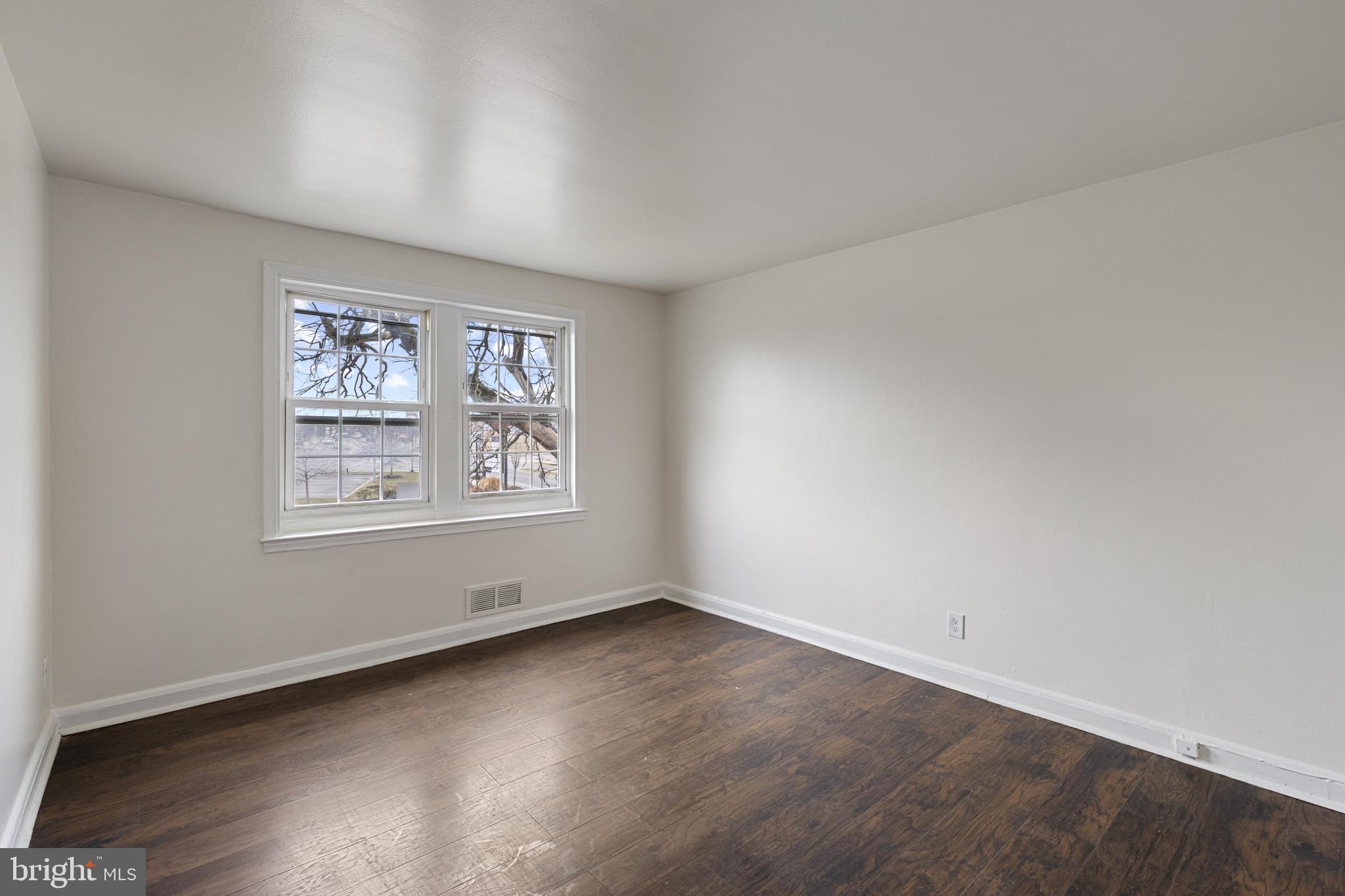 3902 ERDMAN AVENUE 2