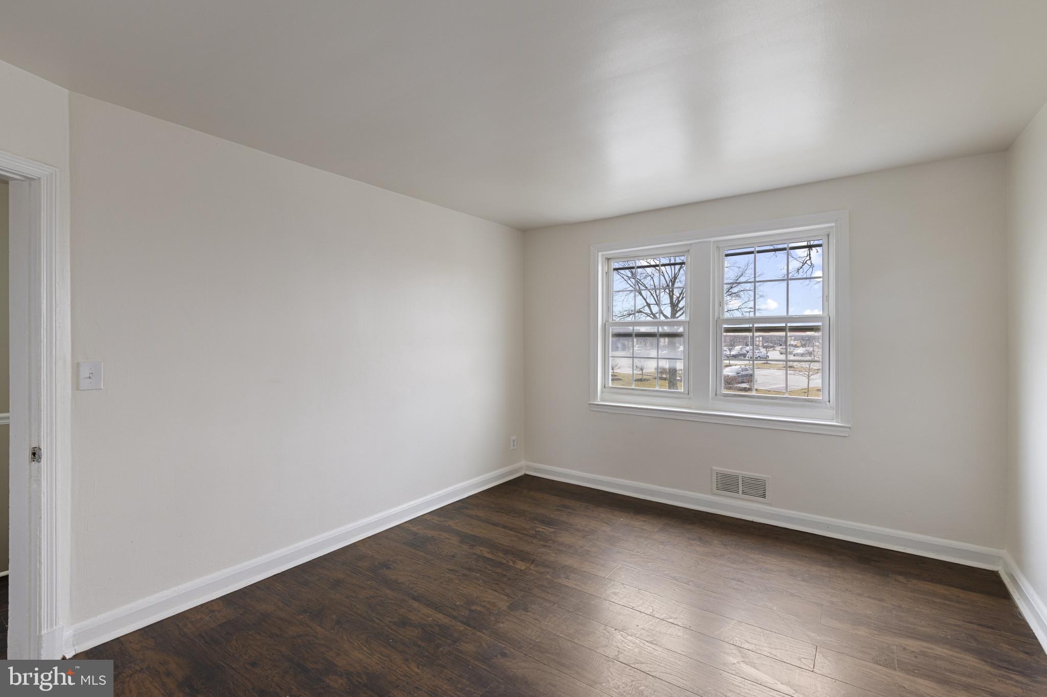 3902 ERDMAN AVENUE 2