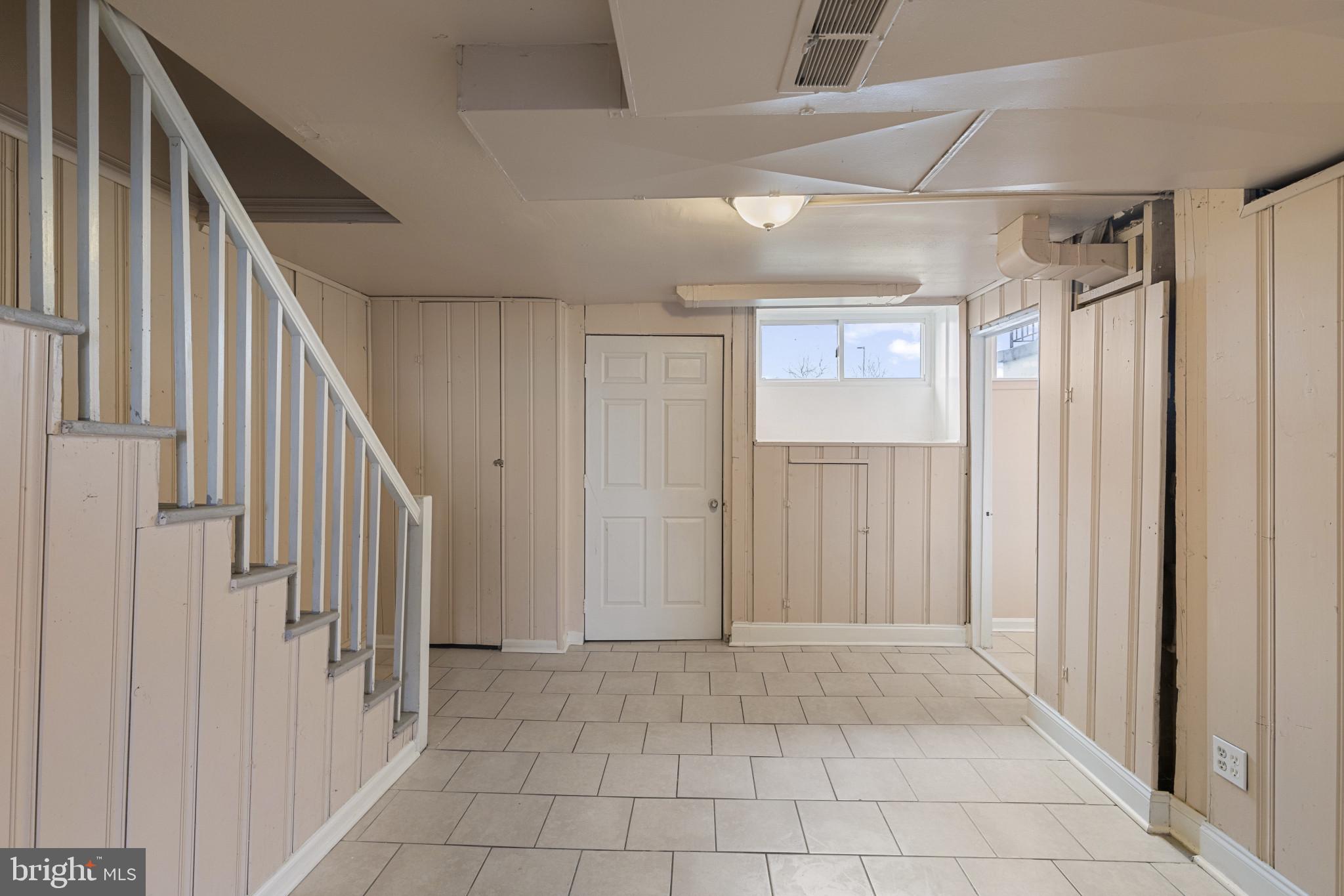 3902 ERDMAN AVENUE 1